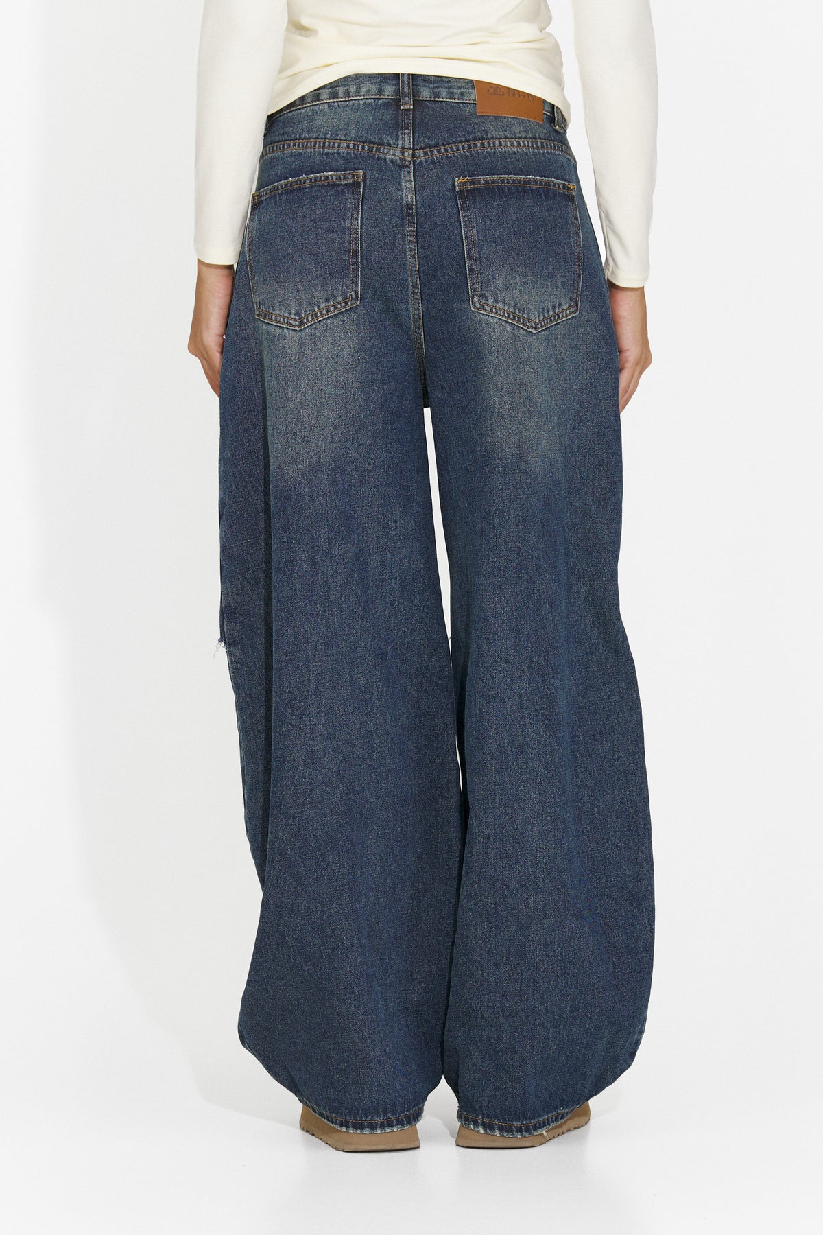Jeans casual blu Huzeina Bogas, immagine 2 di 7