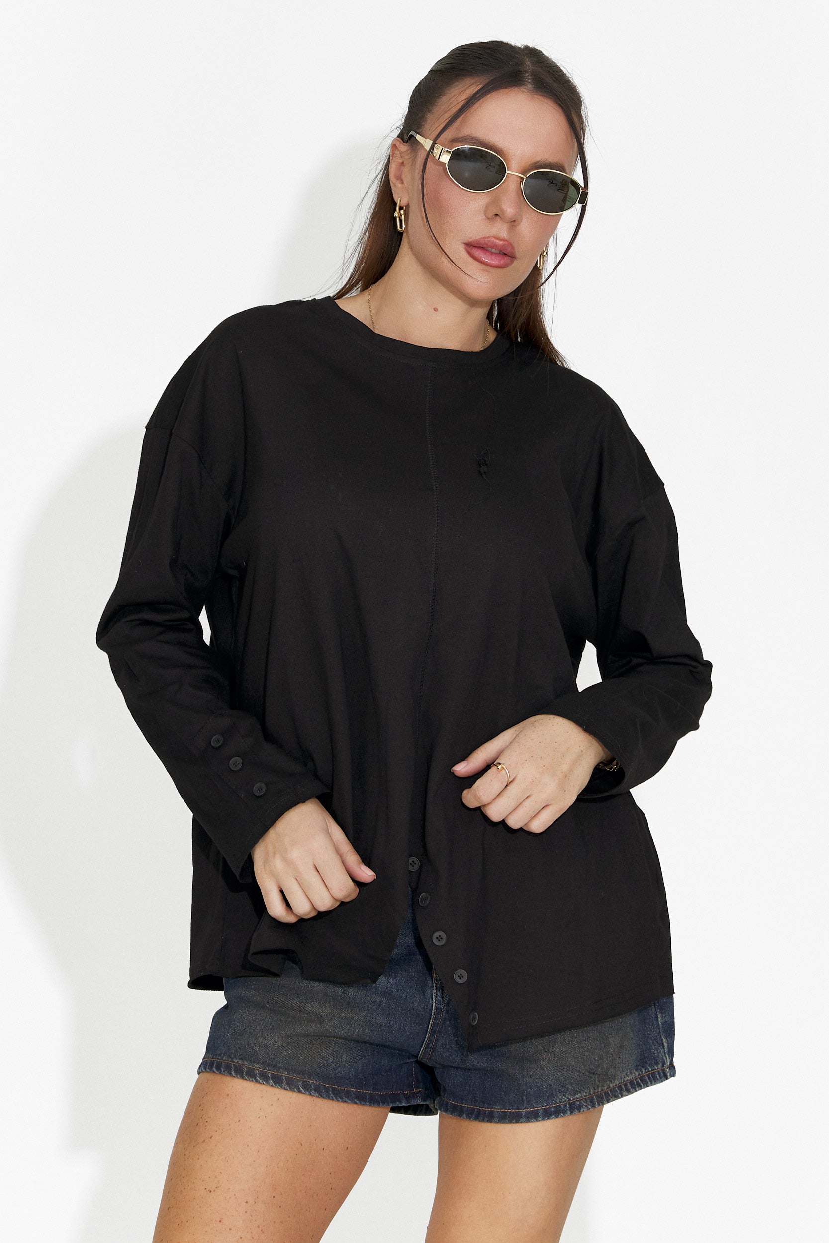 Camicetta Casual Nera da Donna di Chandana Bogas