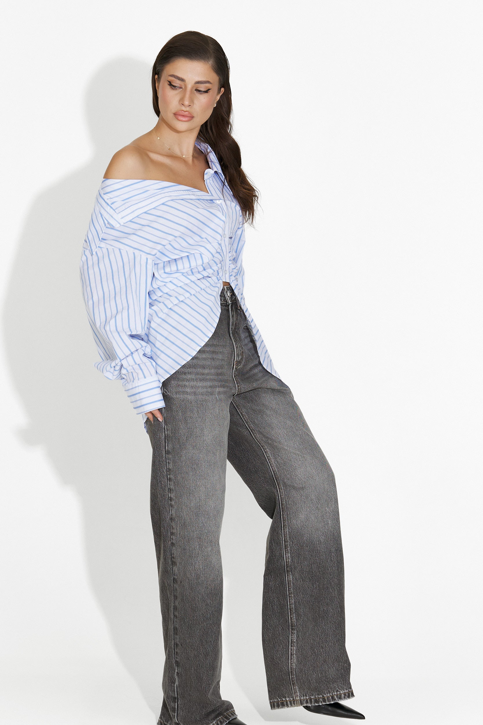 Camicia Bianca Casual da Donna di Voncile Bogas