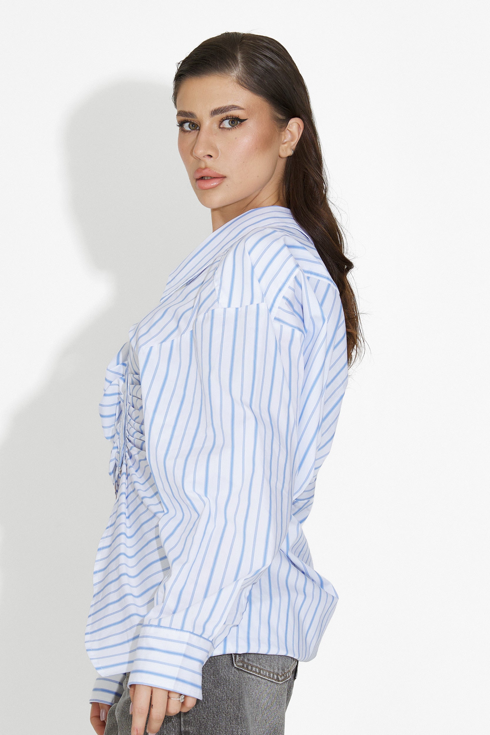 Camicia Bianca Casual da Donna di Voncile Bogas