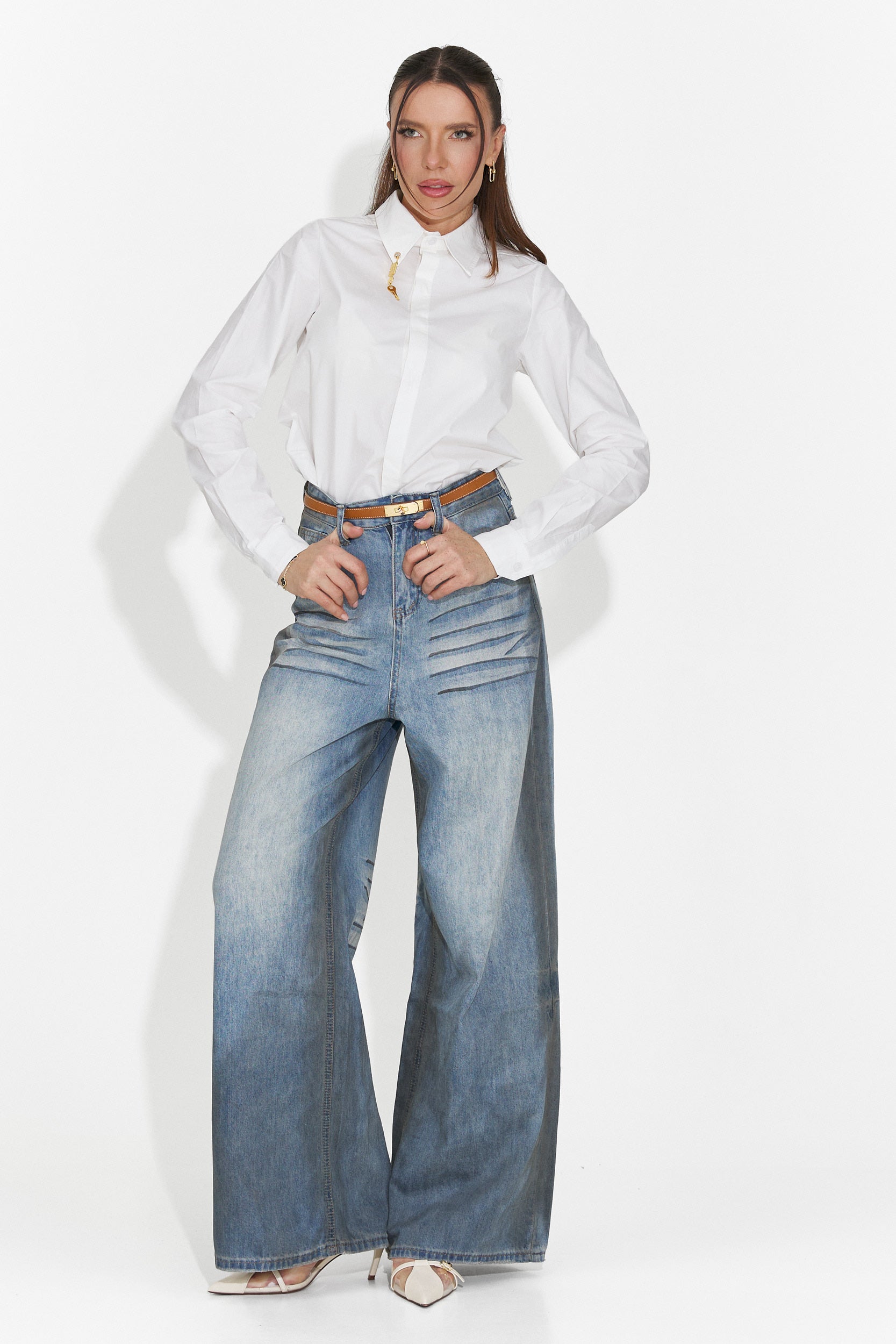 Elegante camicetta bianca da donna di Jetie Bogas