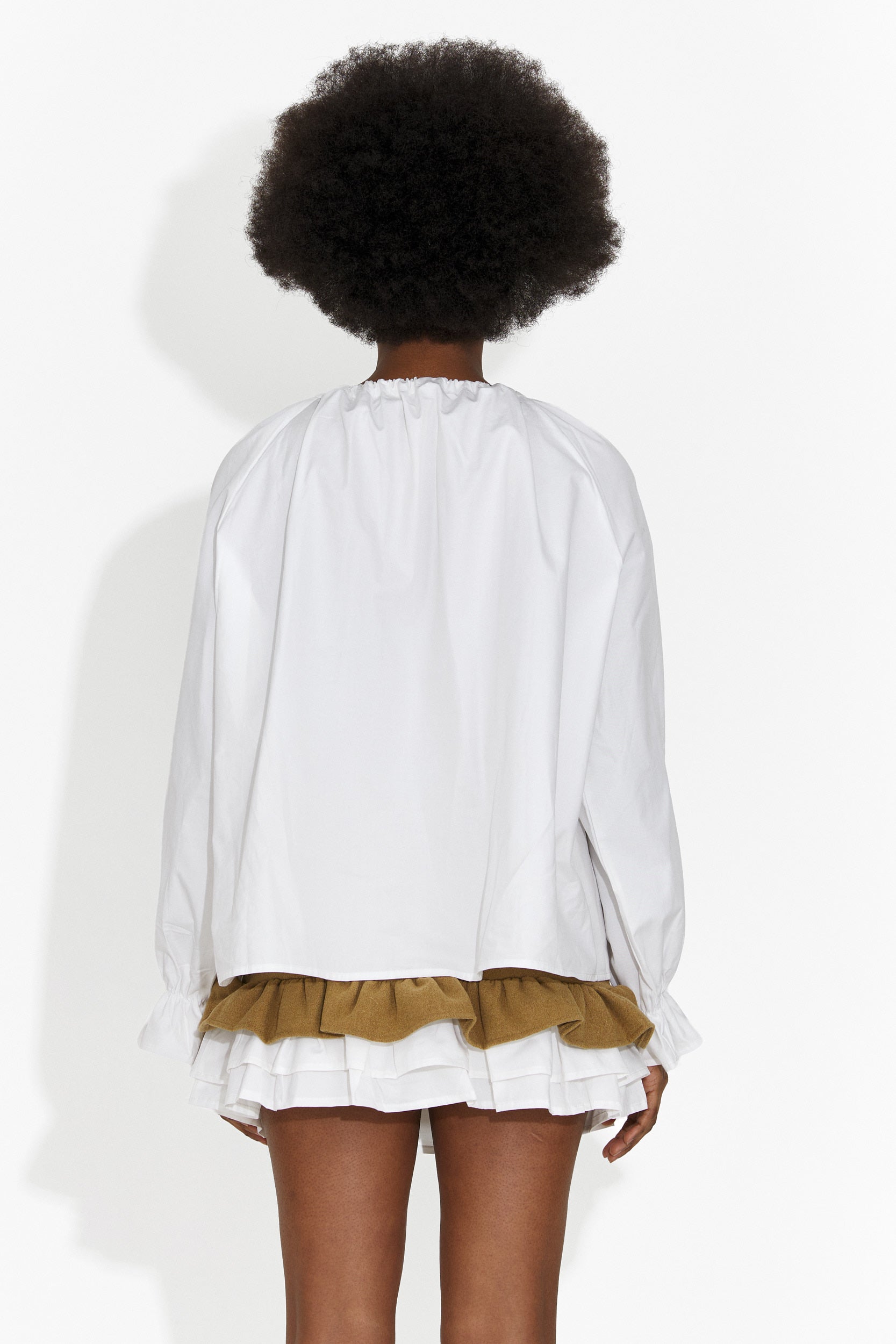 Elegante Camicia Bianca da Donna di Zeneda Bogas