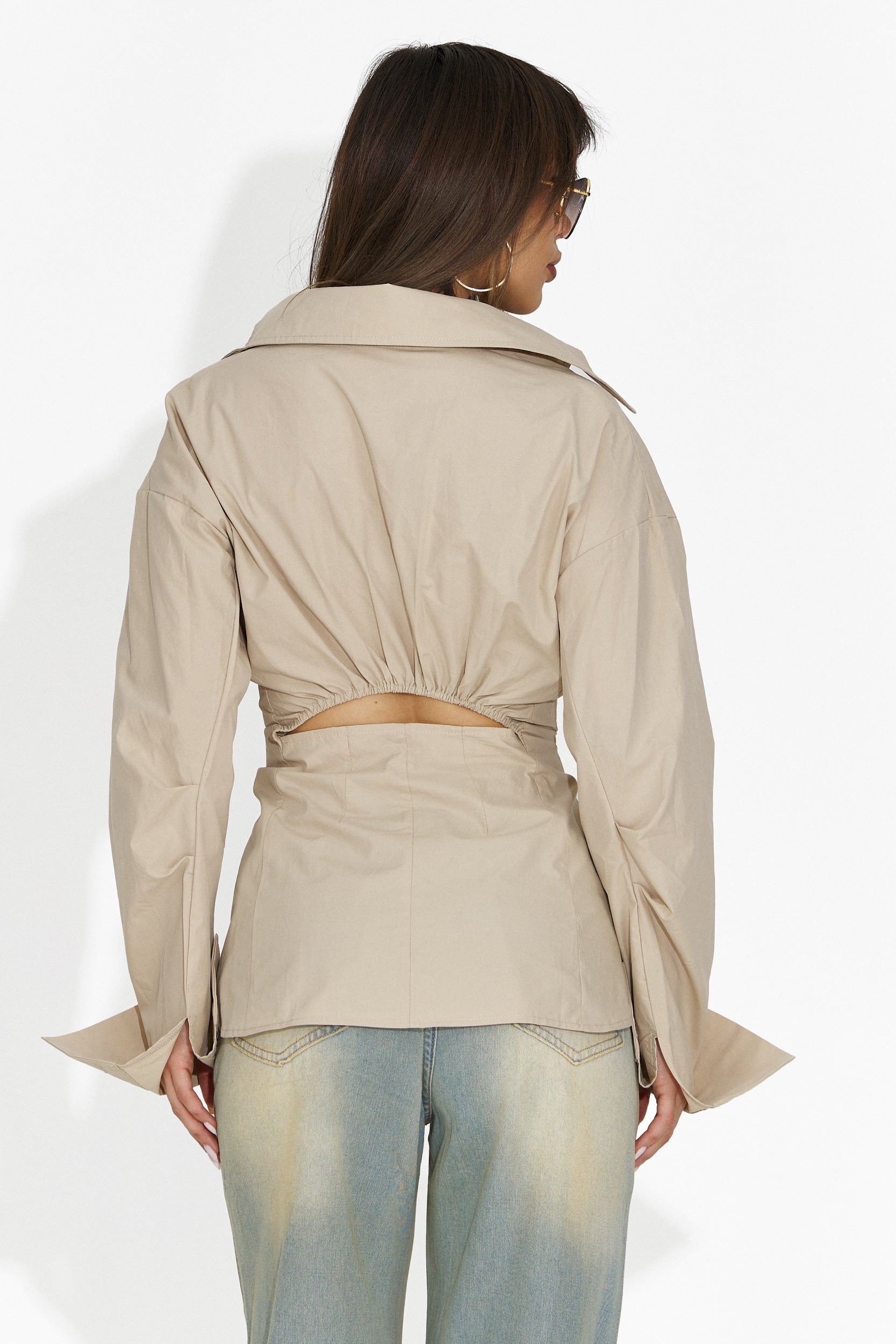 Elegante camicetta beige da donna Alesya Bogas