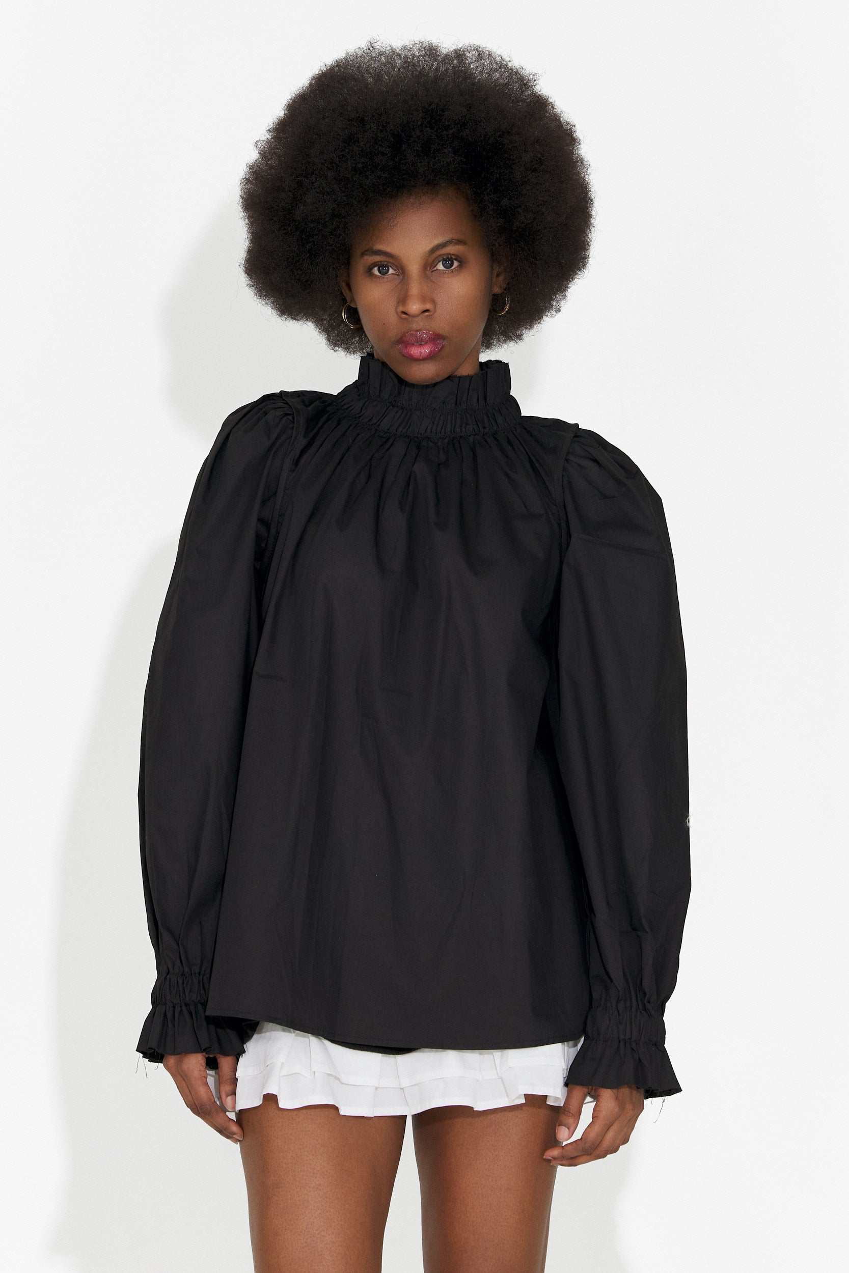 Elegante Camicia Nera da Donna di Floriana Bogas