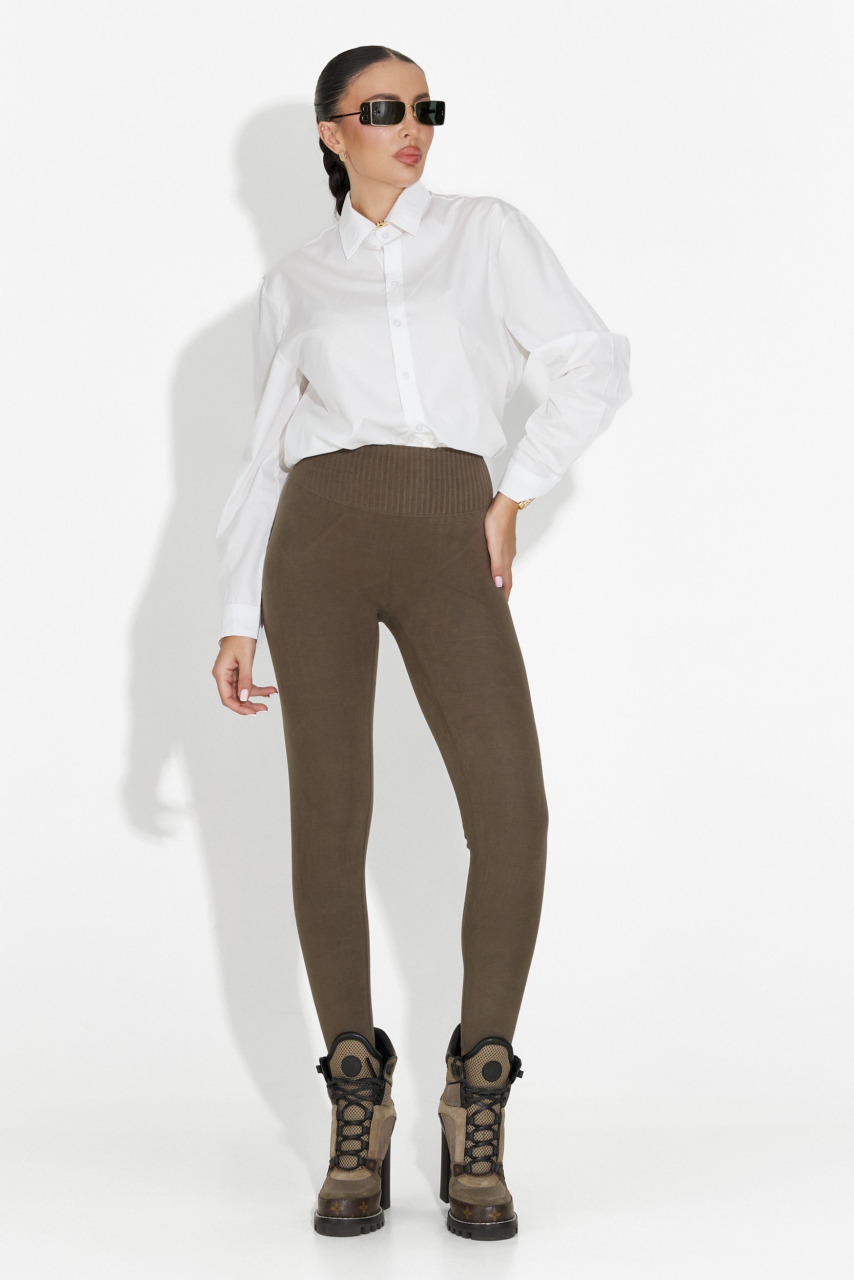 Collant a Compressione Calda di Michelina Bogas in Khaki