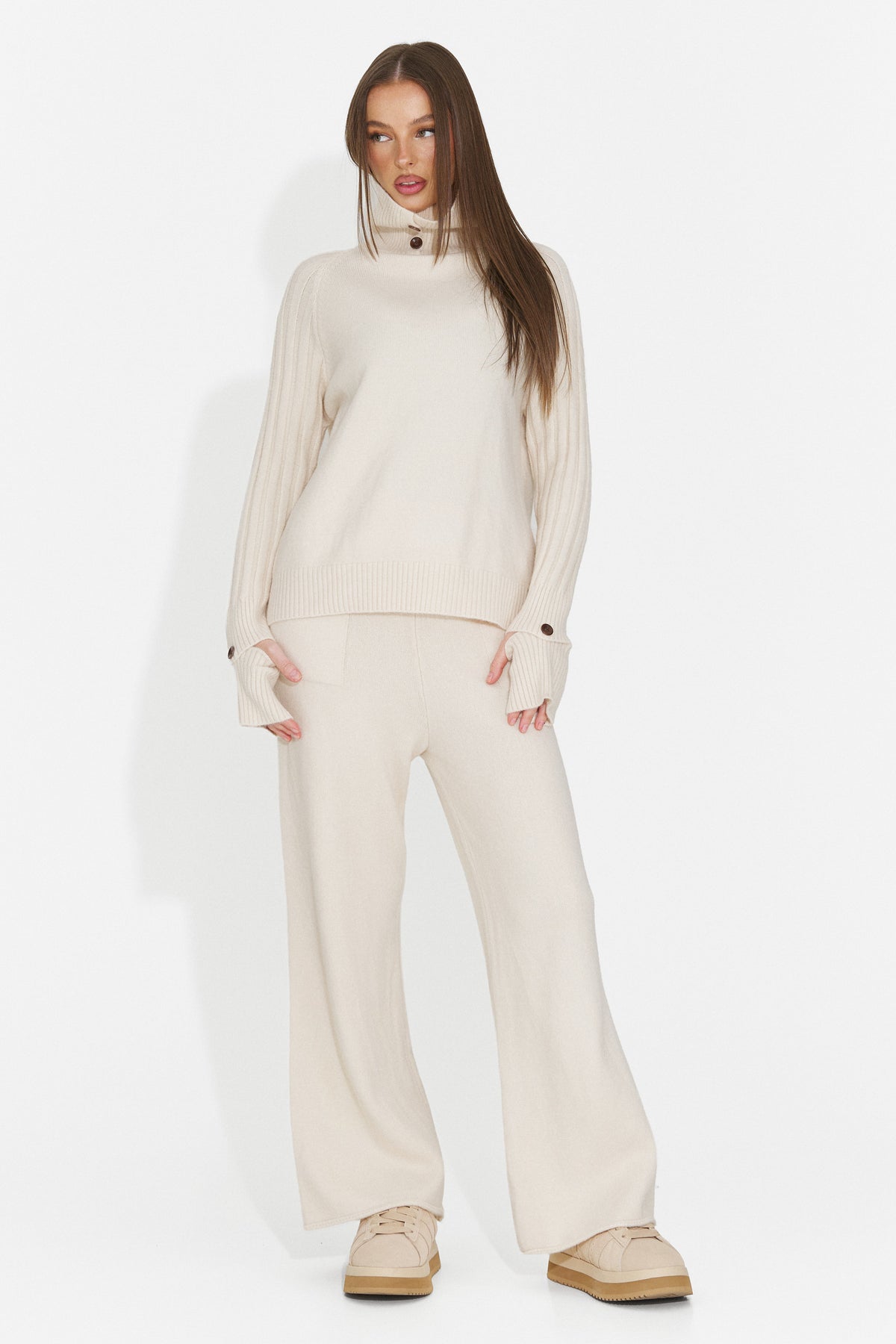 Compleu casual crem Brysieria Bogas