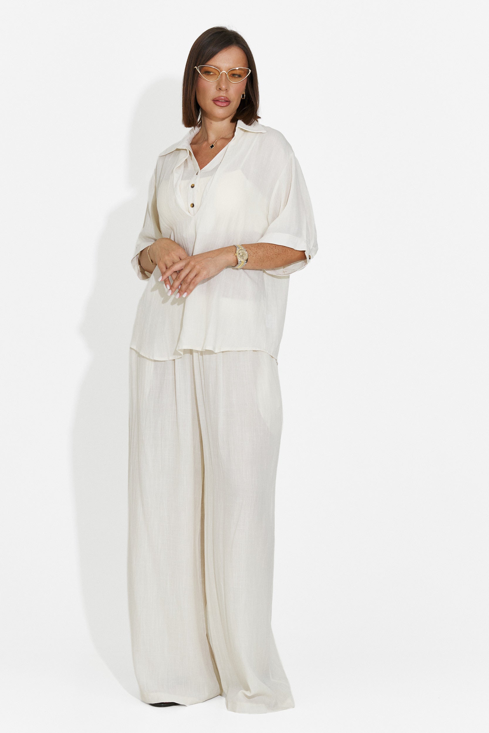 Completo donna camicia + pantaloni beige Anyela Bogas