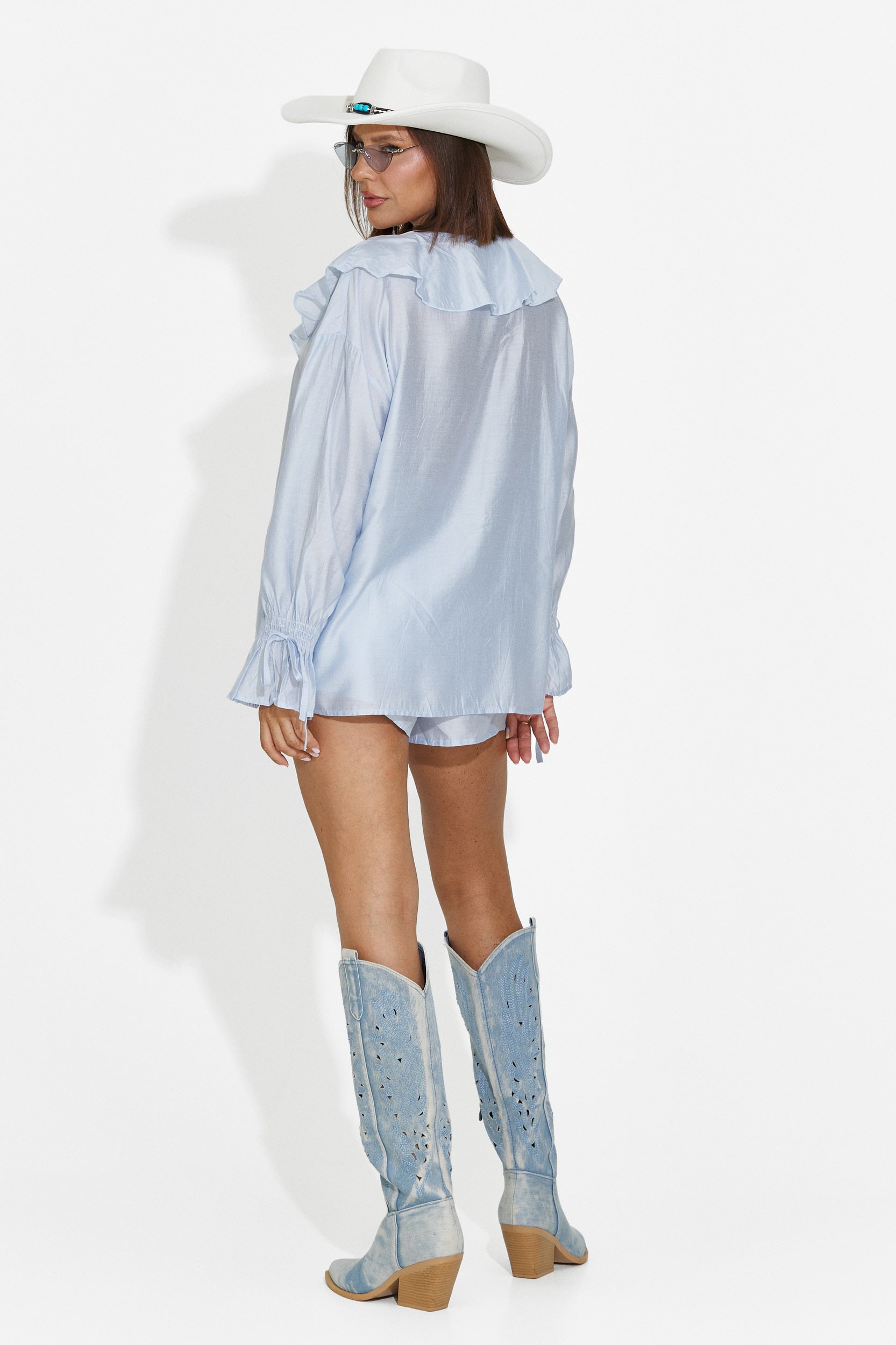 Completo donna camicia + pantaloni corti azzurro Melioria Bogas