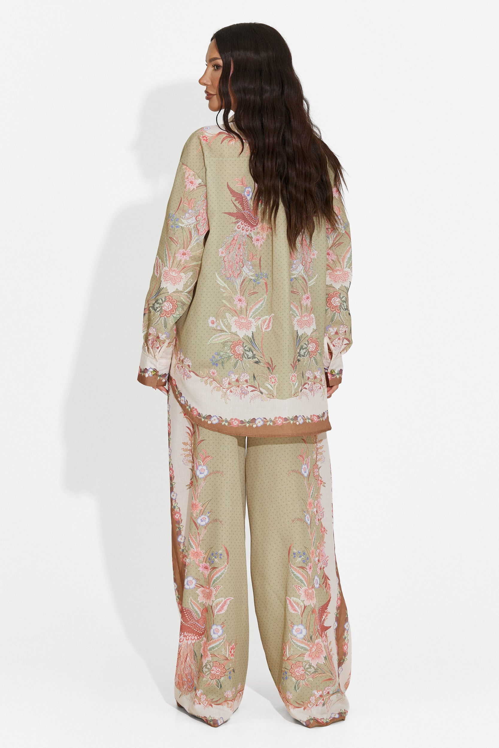 Completo donna camicia + pantaloni verde Lazyra Bogas