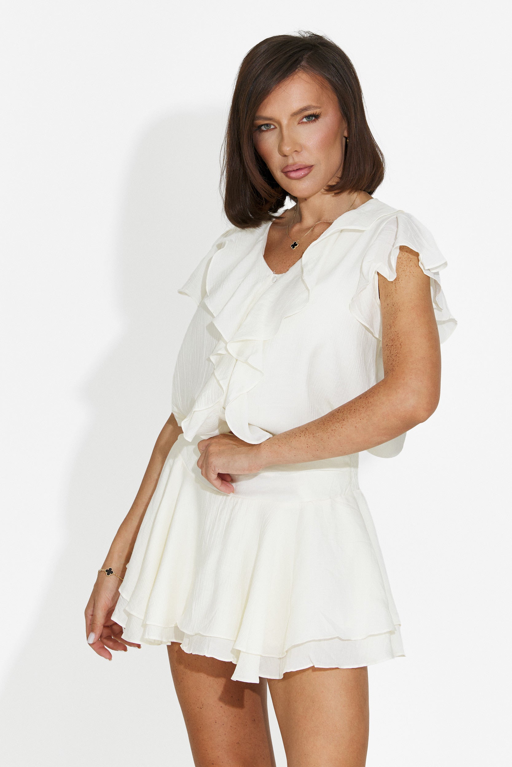 Completo donna con gonna beige Mayuka Bogas