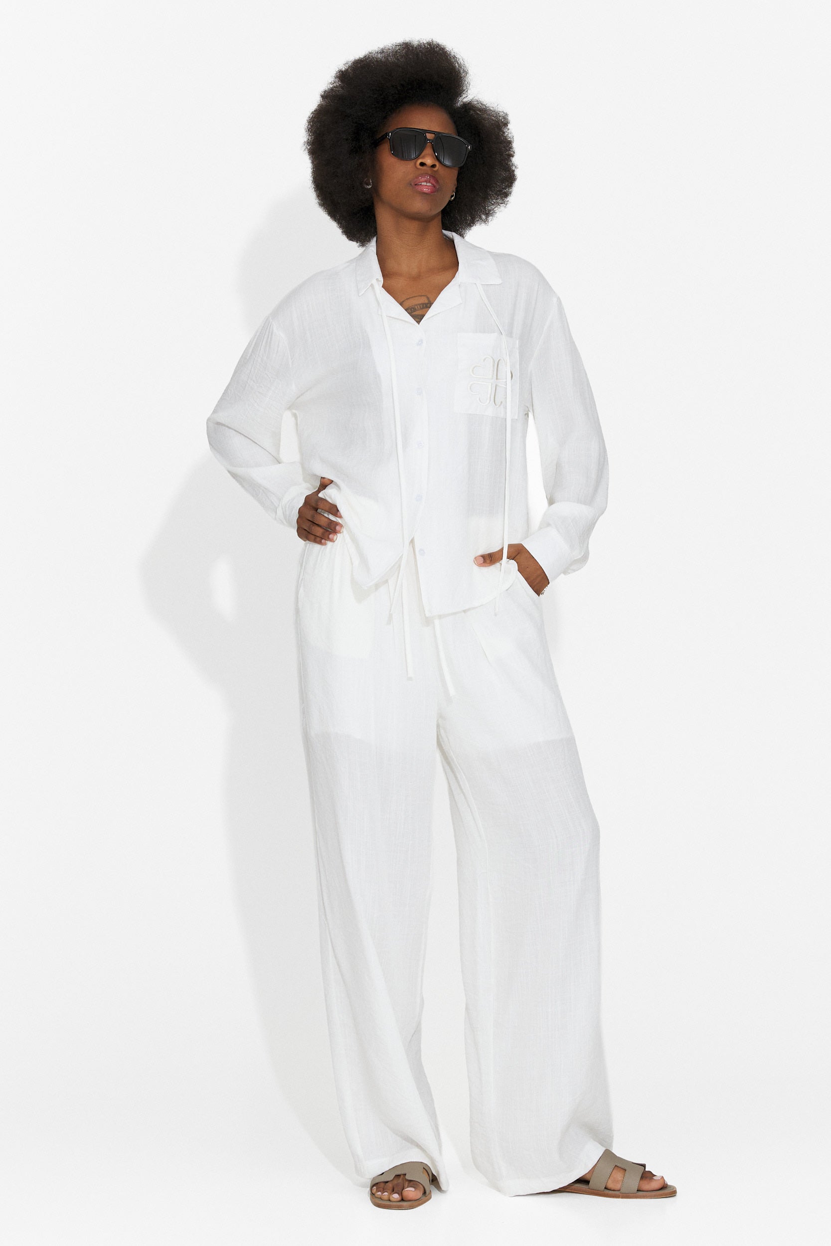 Tuta da Donna Aralia Bogas con Pantaloni Bianchi