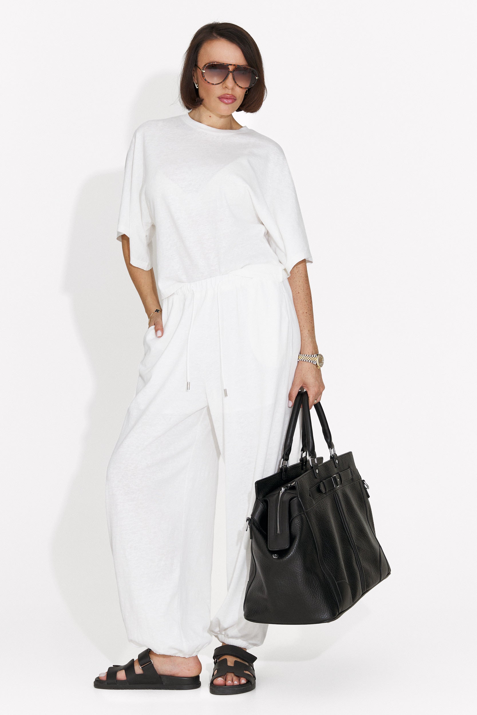 Tailleur da Donna Bedya Bogas con Pantaloni Bianchi