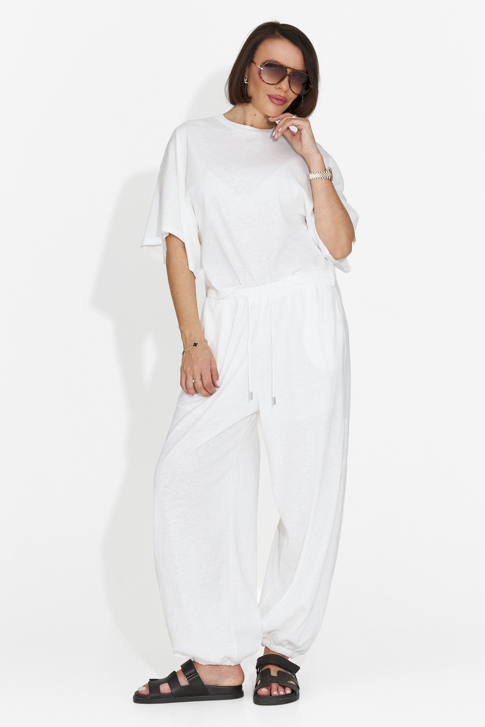 Tailleur da Donna Bedya Bogas con Pantaloni Bianchi