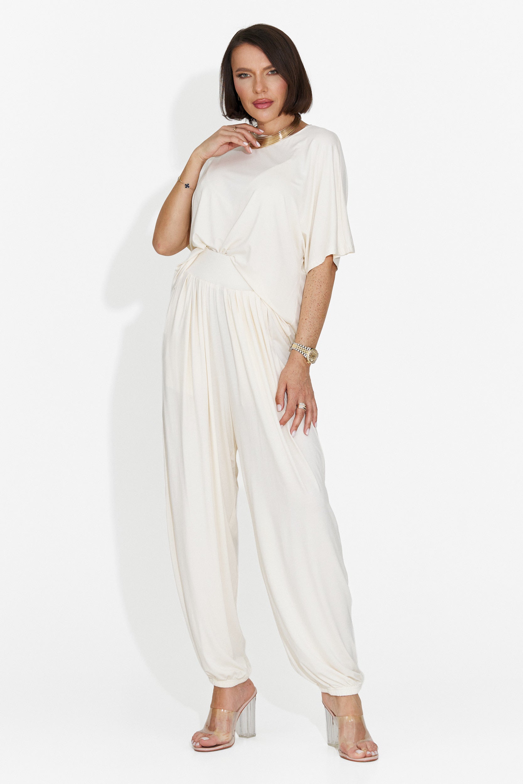 Tailleur da Donna di Giuliena Bogas con Pantaloni Bianchi