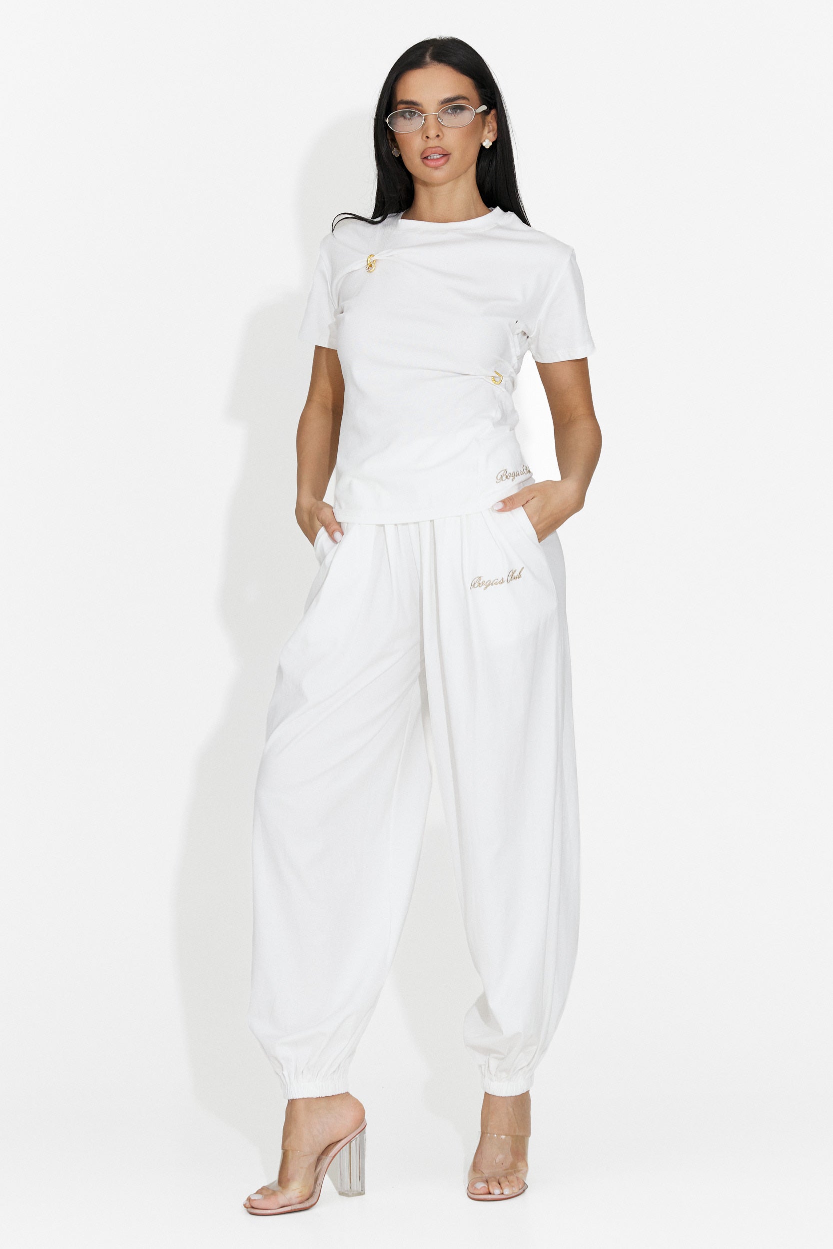 Tailleur da Donna di Leah Bogas con Pantaloni Bianchi