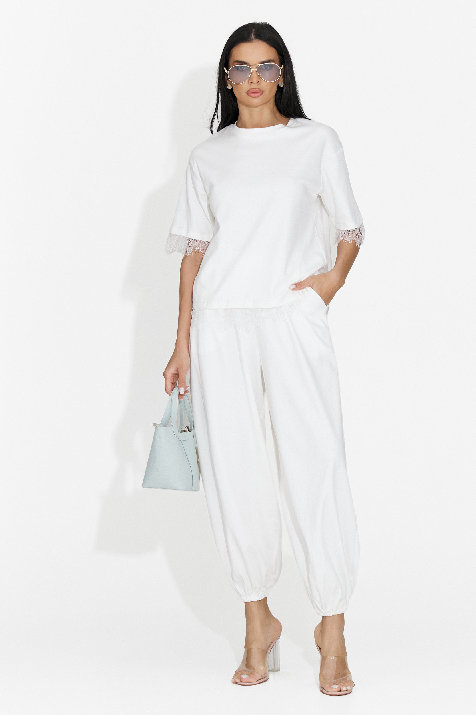 Set da Donna di Maila Bogas con Pantaloni Bianchi