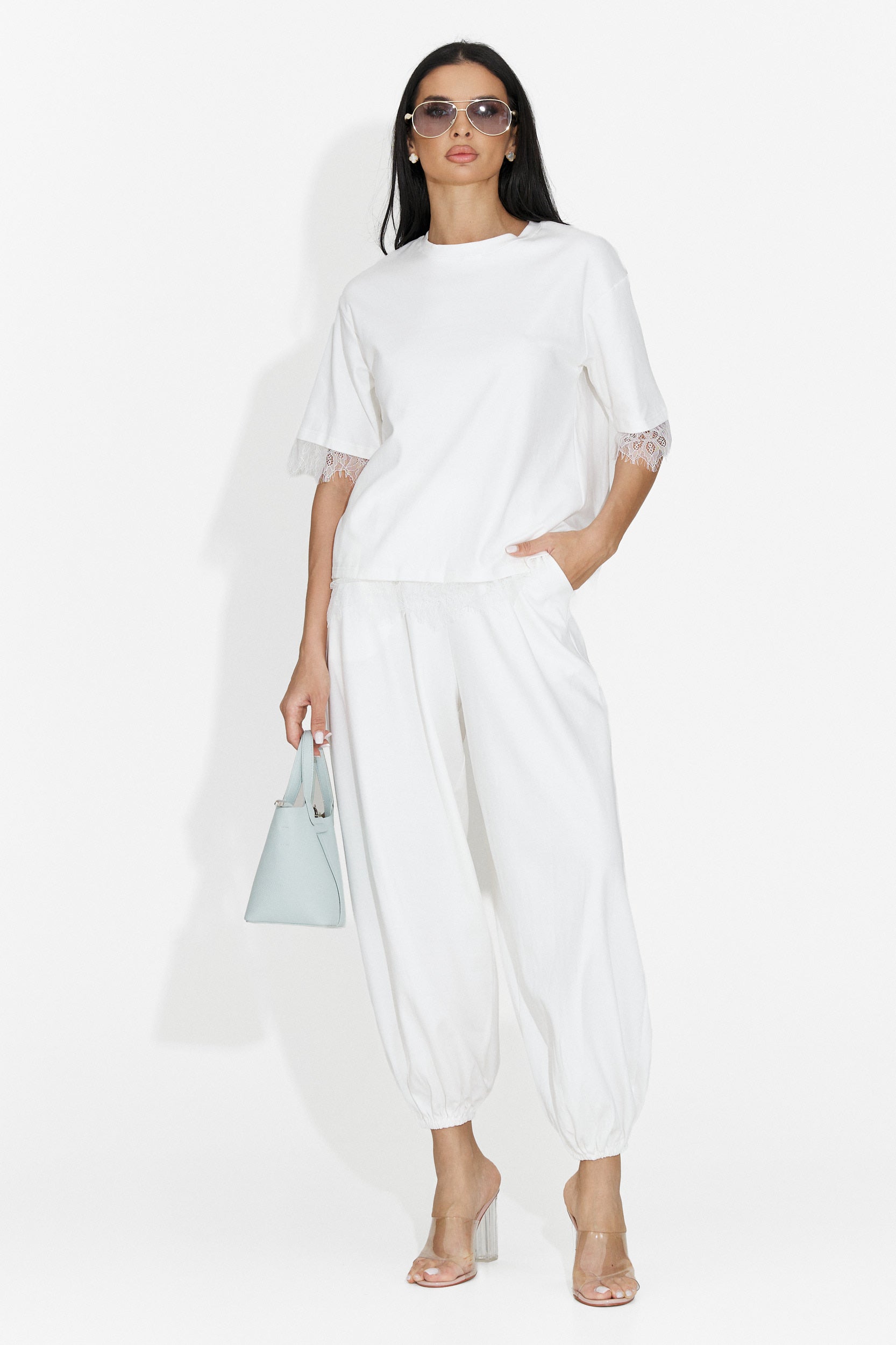 Set da Donna di Maila Bogas con Pantaloni Bianchi