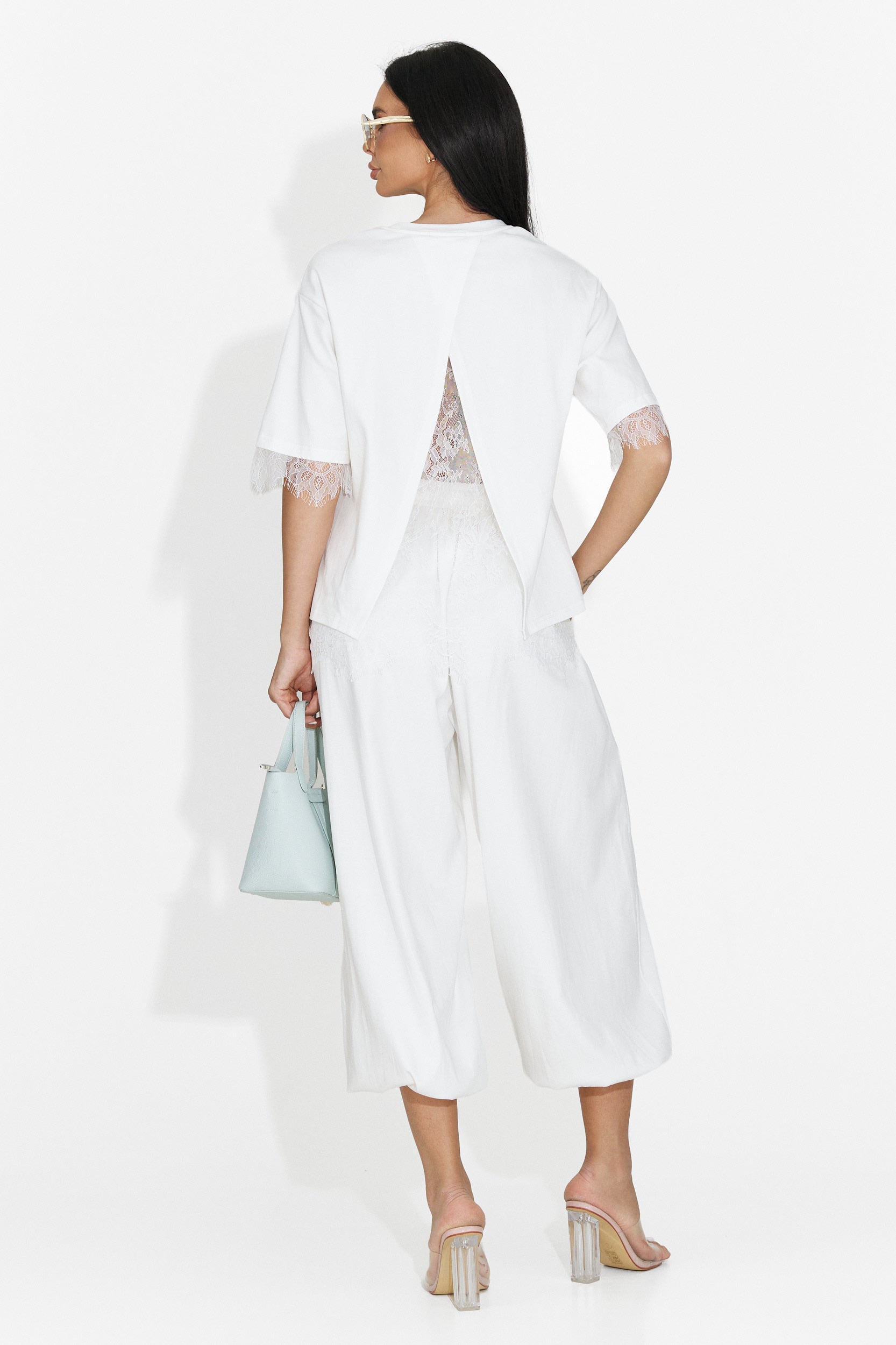 Set da Donna di Maila Bogas con Pantaloni Bianchi