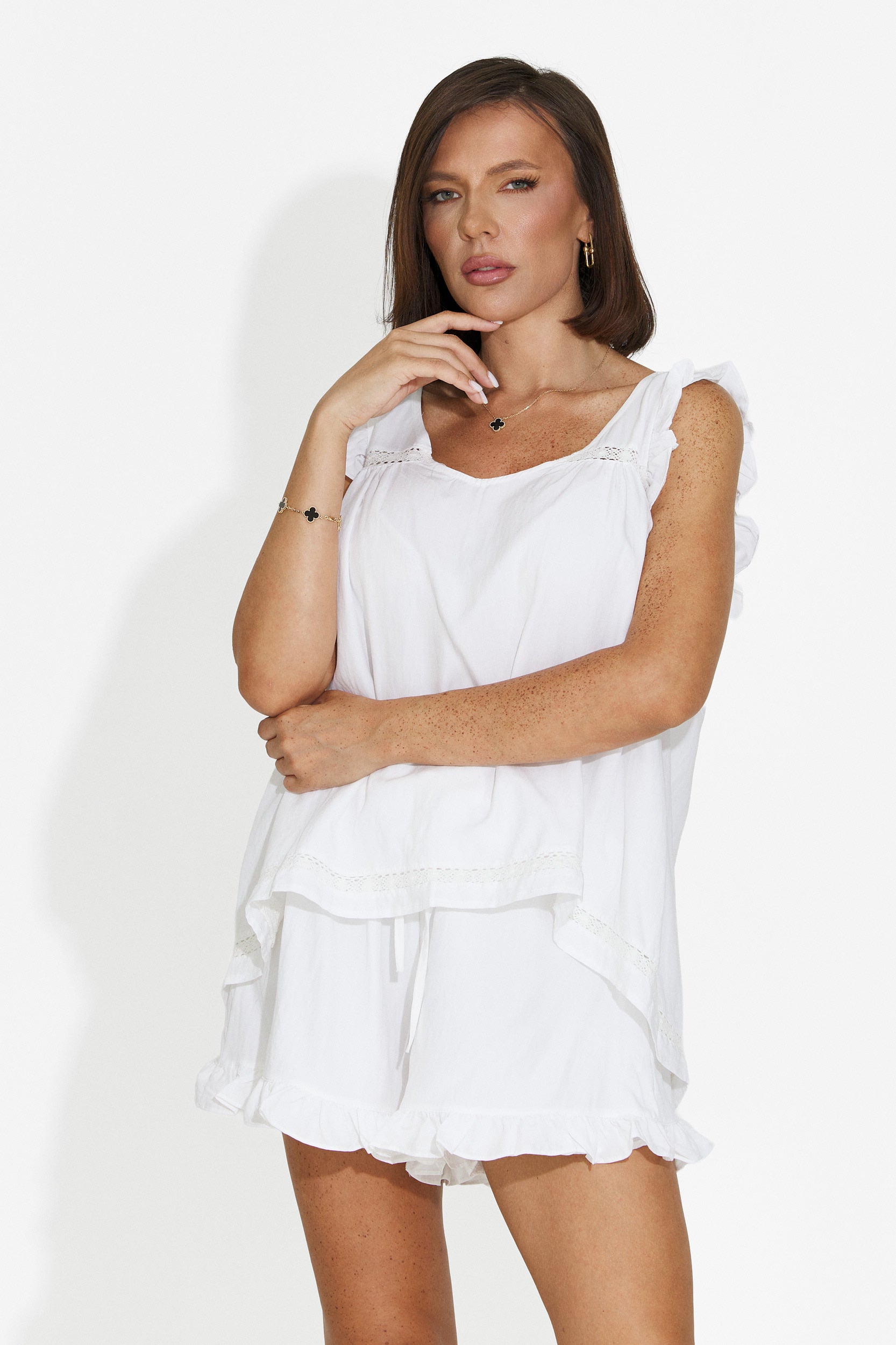 Completo donna con pantaloncini bianco Casiama Bogas