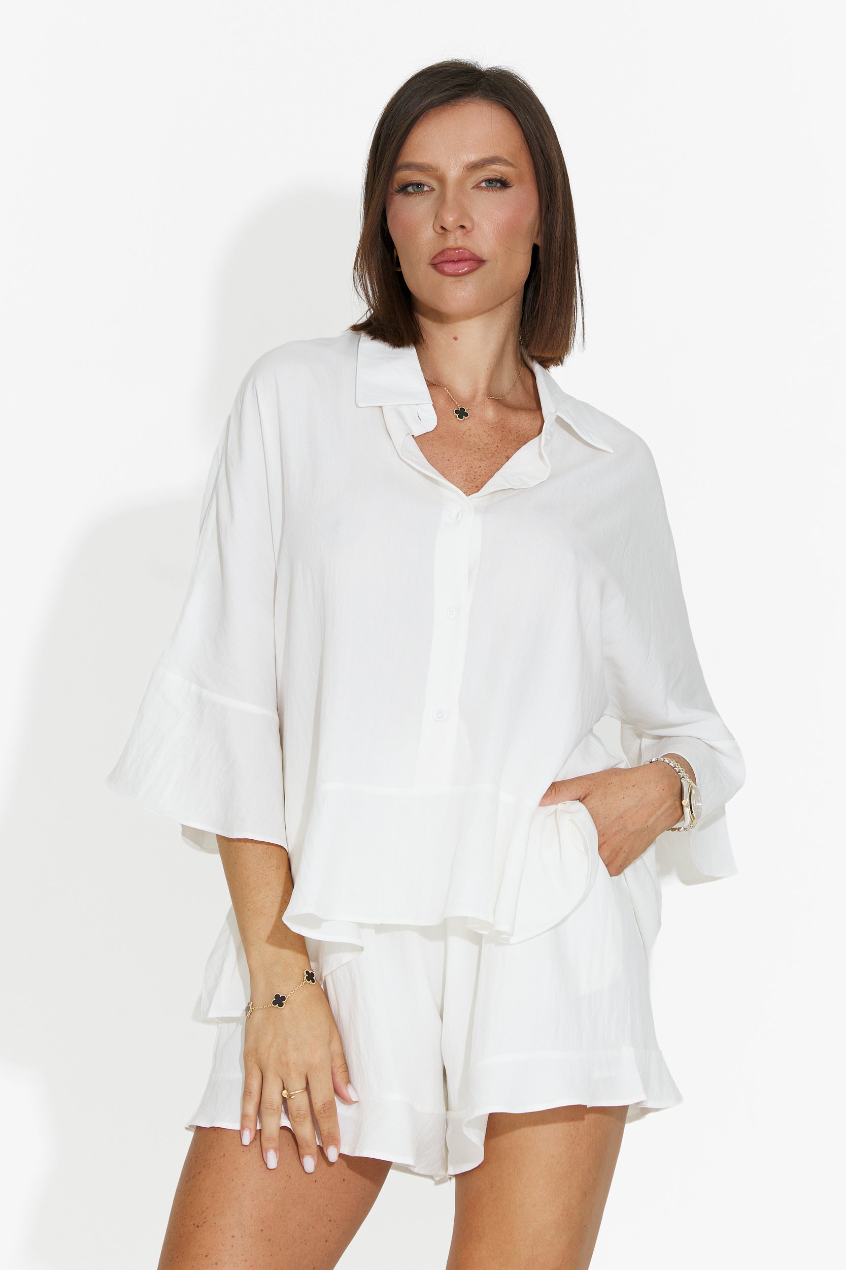 Completo donna con pantaloncini bianco Olgana Bogas