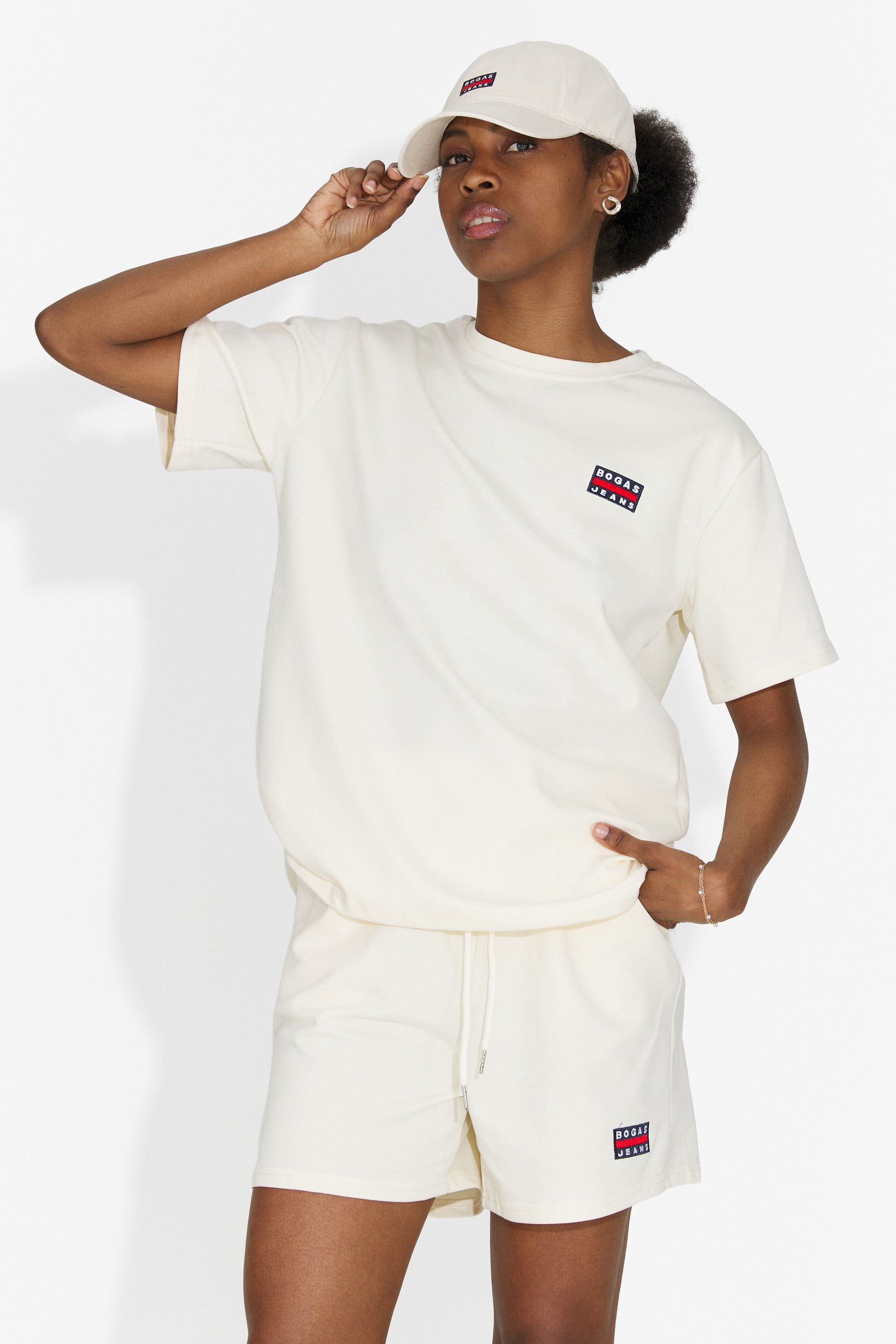 Set da Donna di Marva Bogas con Shorts Gialli