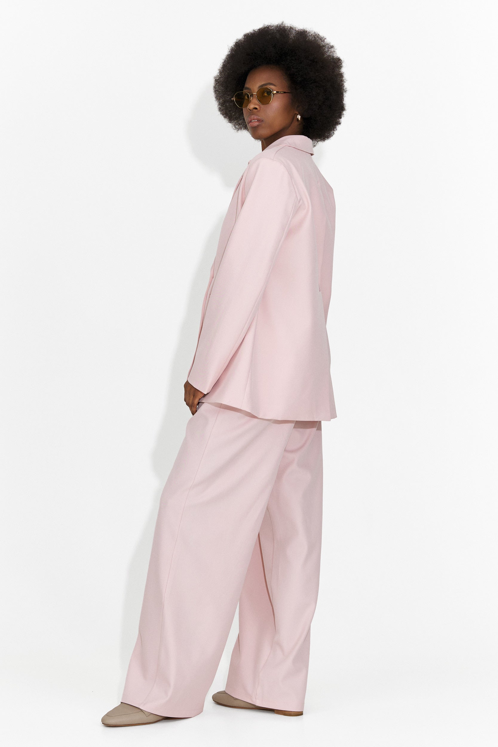 Elegante tailleur rosa da donna Timelia Bogas