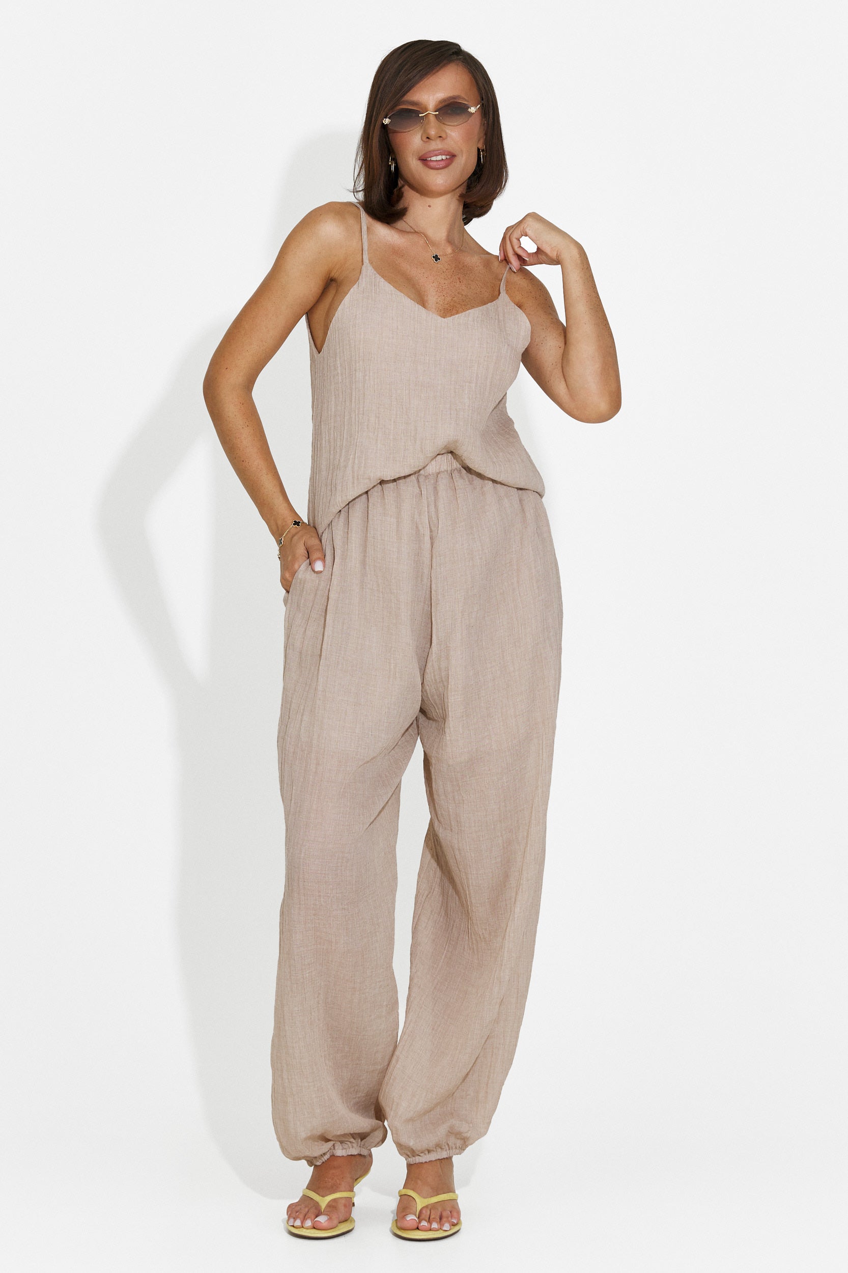 Completo da donna pantaloni + canotta + camicia marrone Dariele Bogas