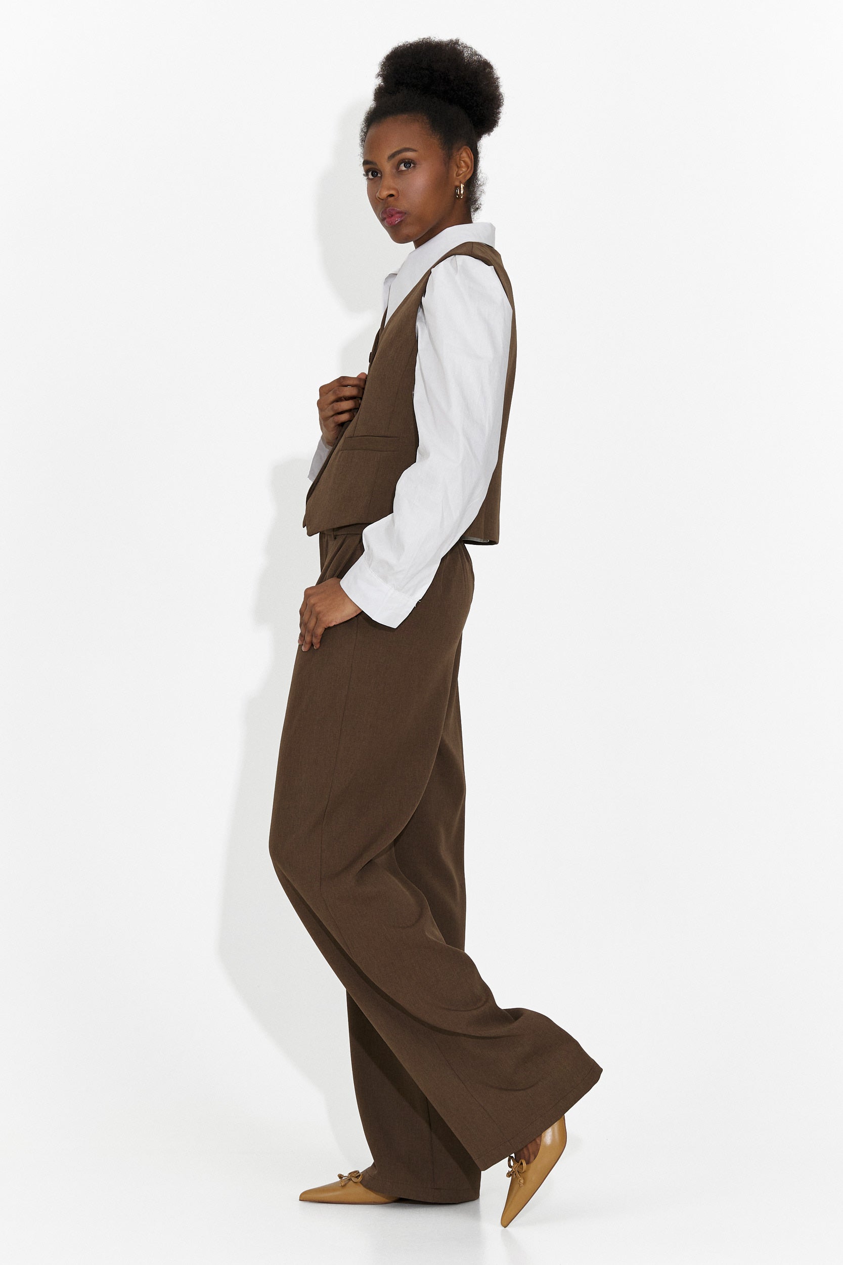 4 Pezzi Completo Pantaloni + Gilet + Giacca + Cravatta Marrone