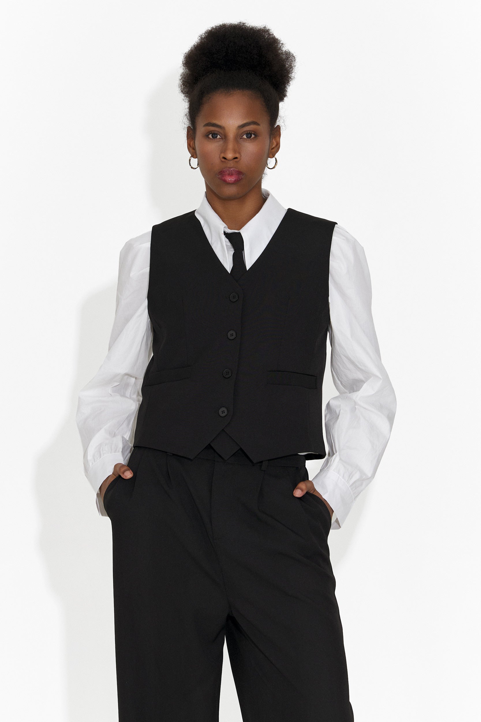 4 Pezzi Completo Pantaloni + Gilet + Giacca + Cravatta Nera Mel