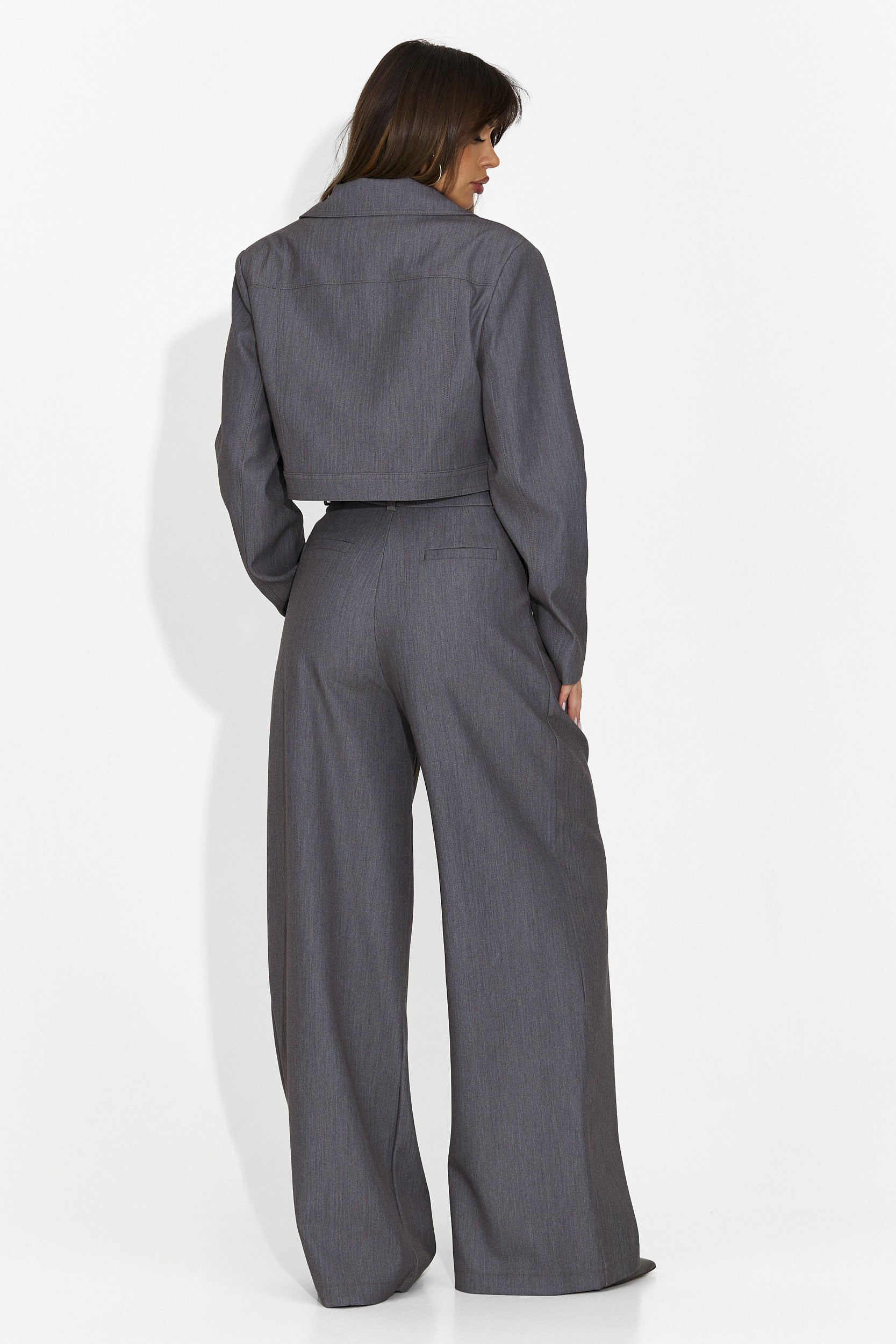 Elegante tailleur grigio da donna Adnana Bogas