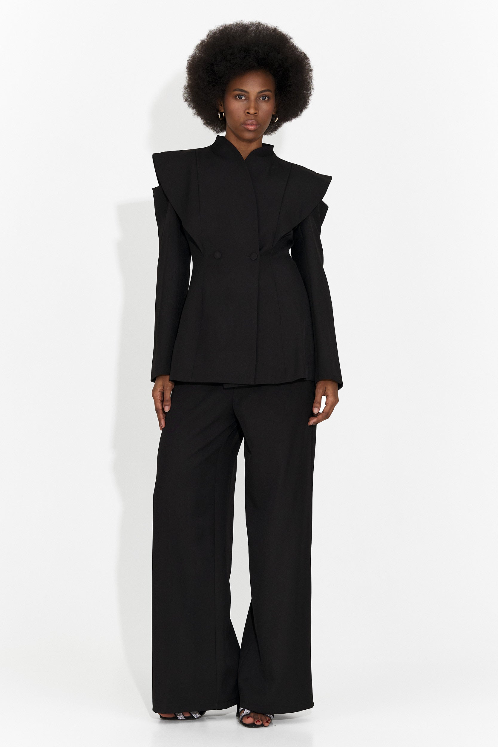 Elegante tailleur nero da donna Latefa Bogas