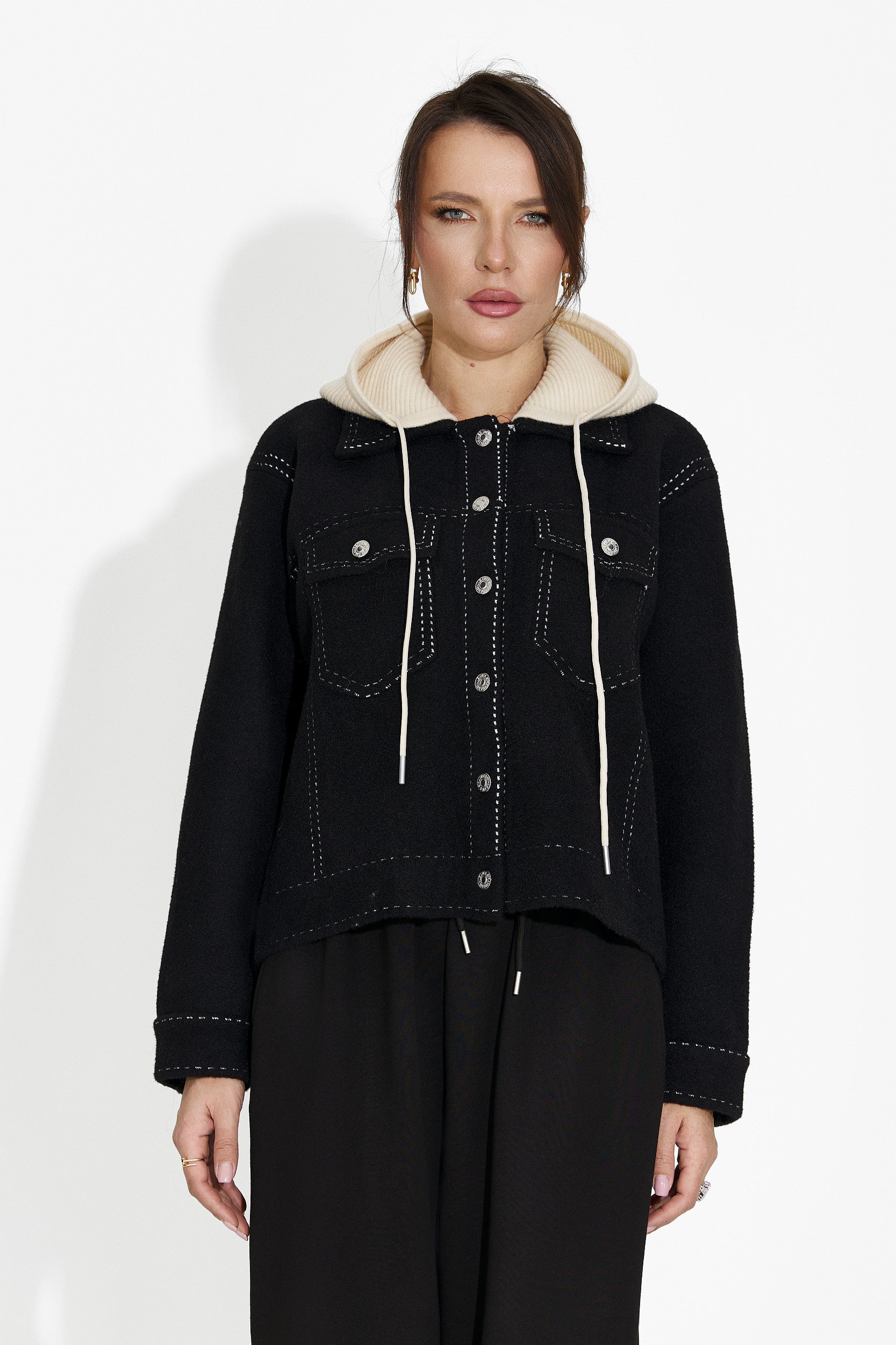 Giacca Casual Nera da Donna di Mirtha Bogas