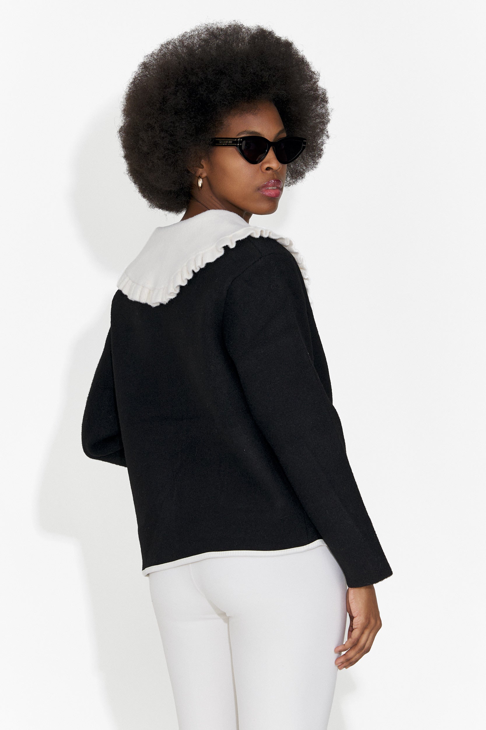 Elegante Giacca Nera da Donna di Atila Bogas