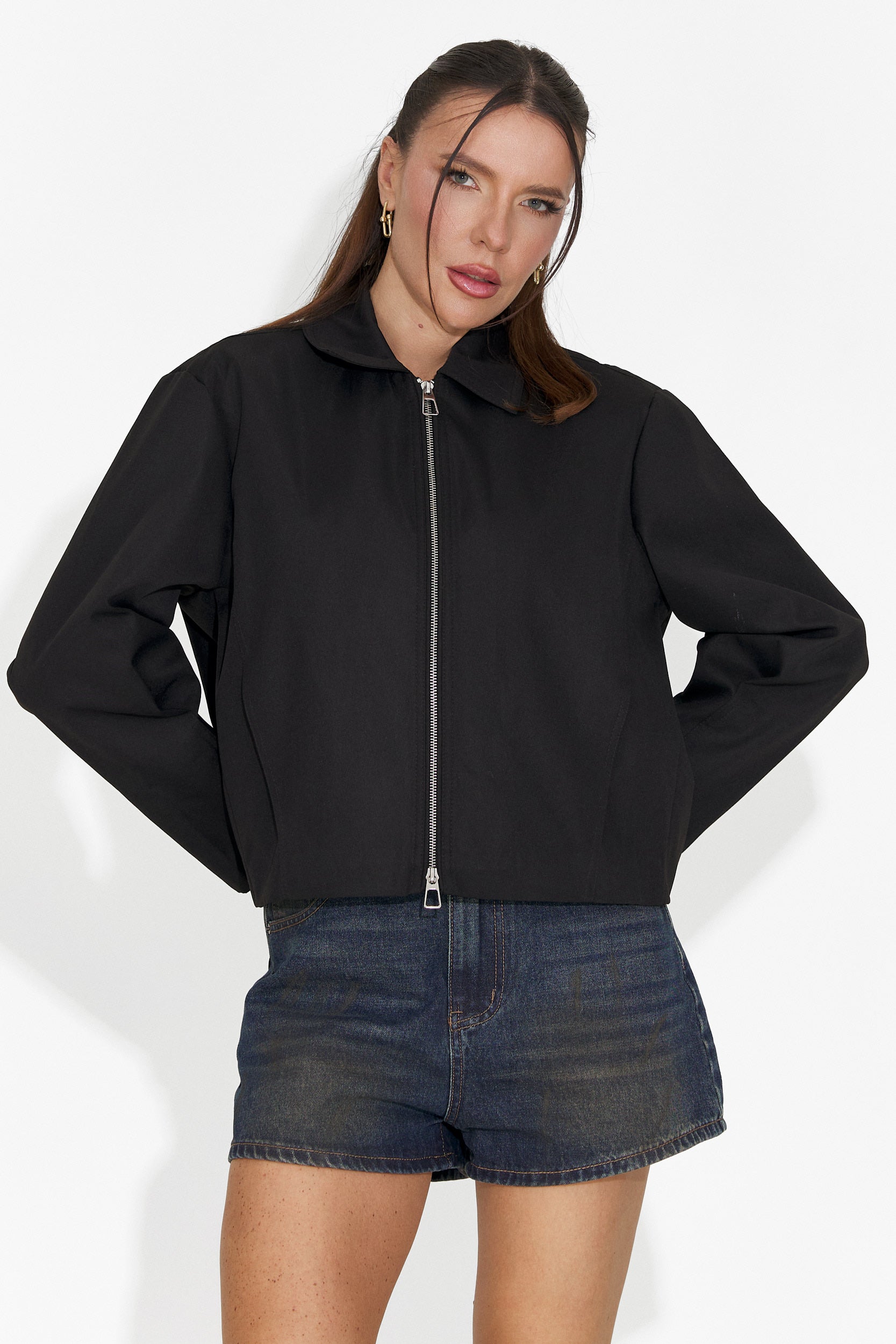 Elegante Giacca Nera da Donna Comino Bogas