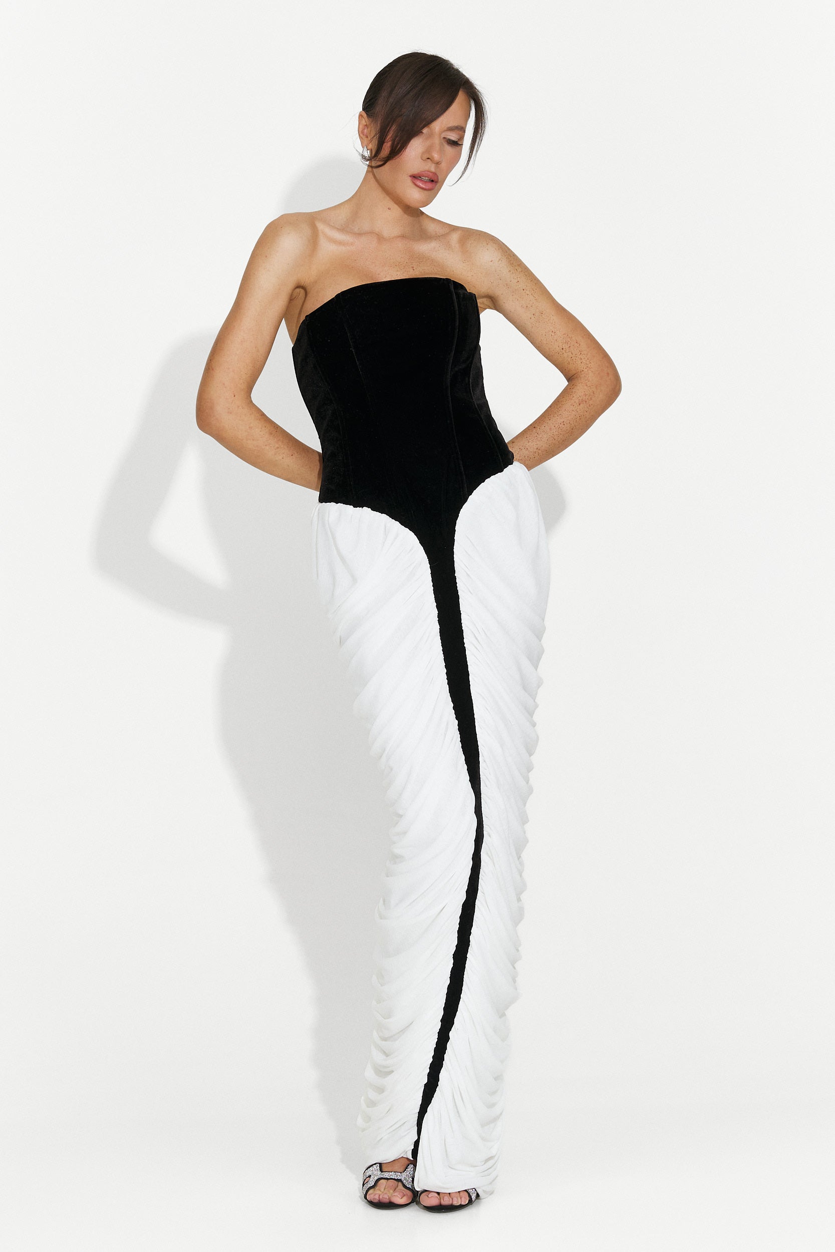 Lungo Vestito Nero Bianco da Donna di York Bogas