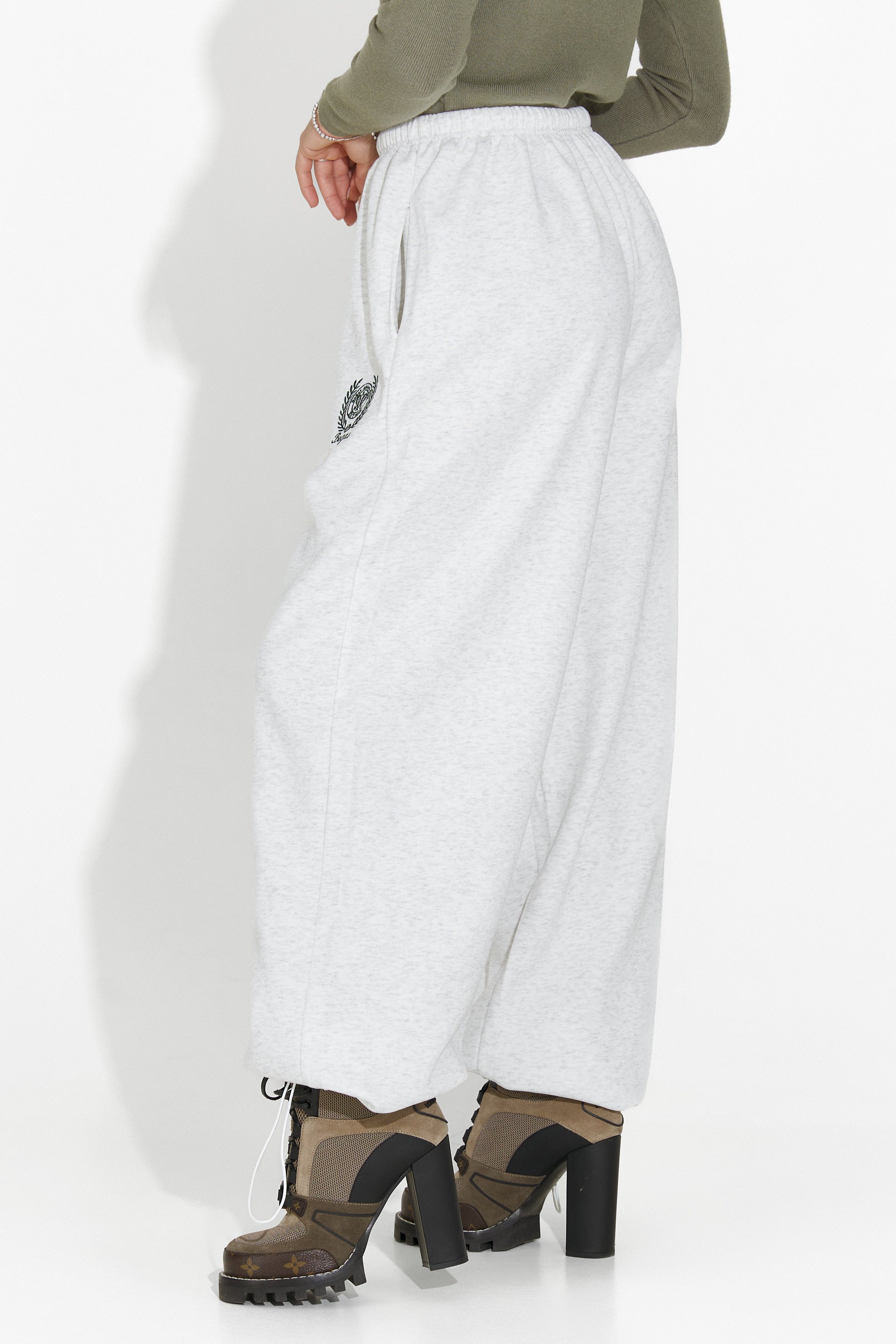 Pantaloni Casual Grigi da Donna Novirene Bogas