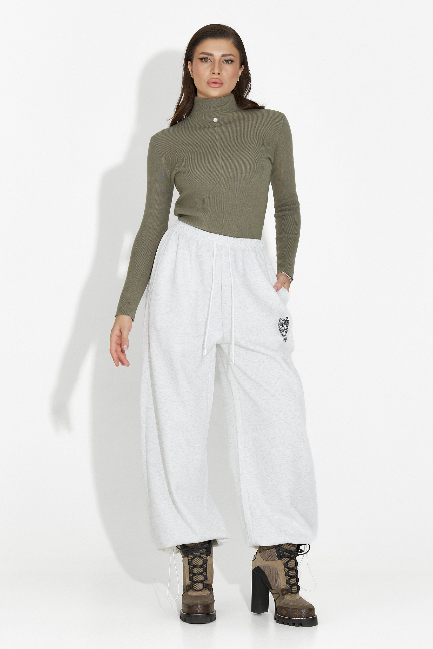 Pantaloni Casual Grigi da Donna Novirene Bogas