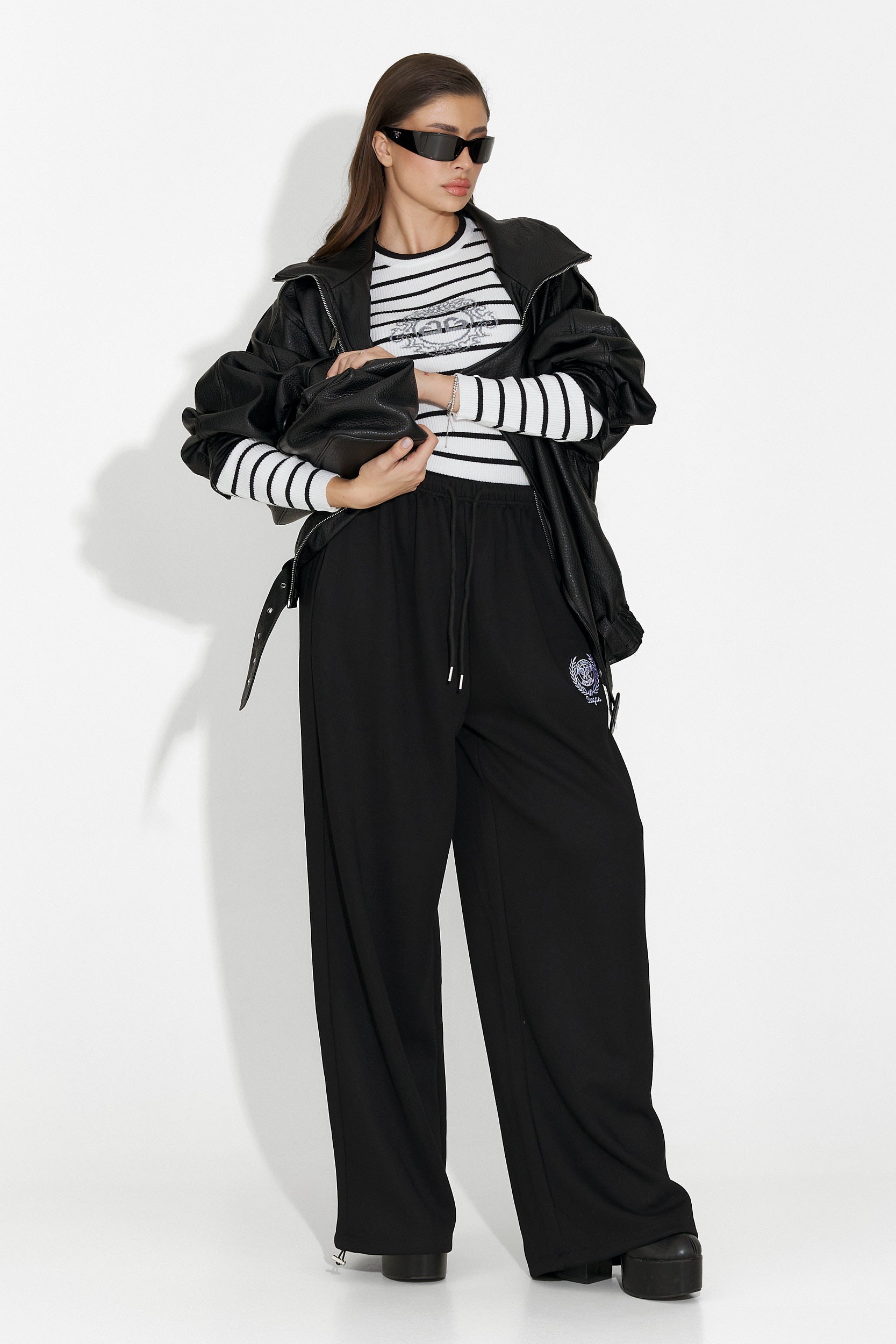 Pantaloni Casual Neri da Donna di Novirene Bogas