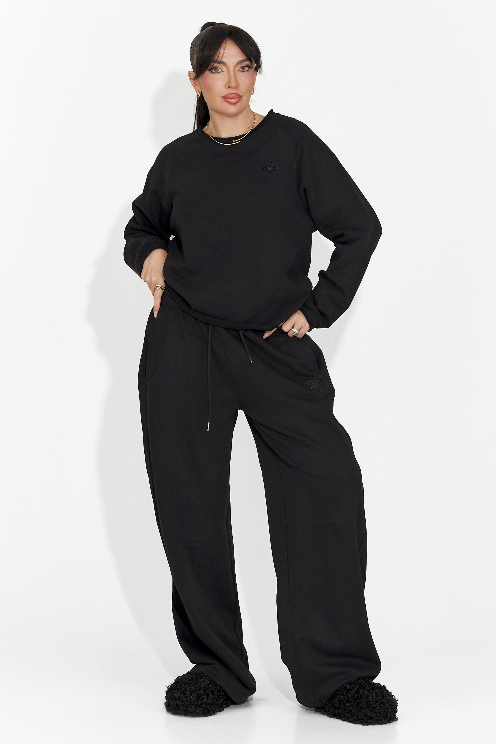 Pantaloni Casual Neri da Donna di Romela Bogas