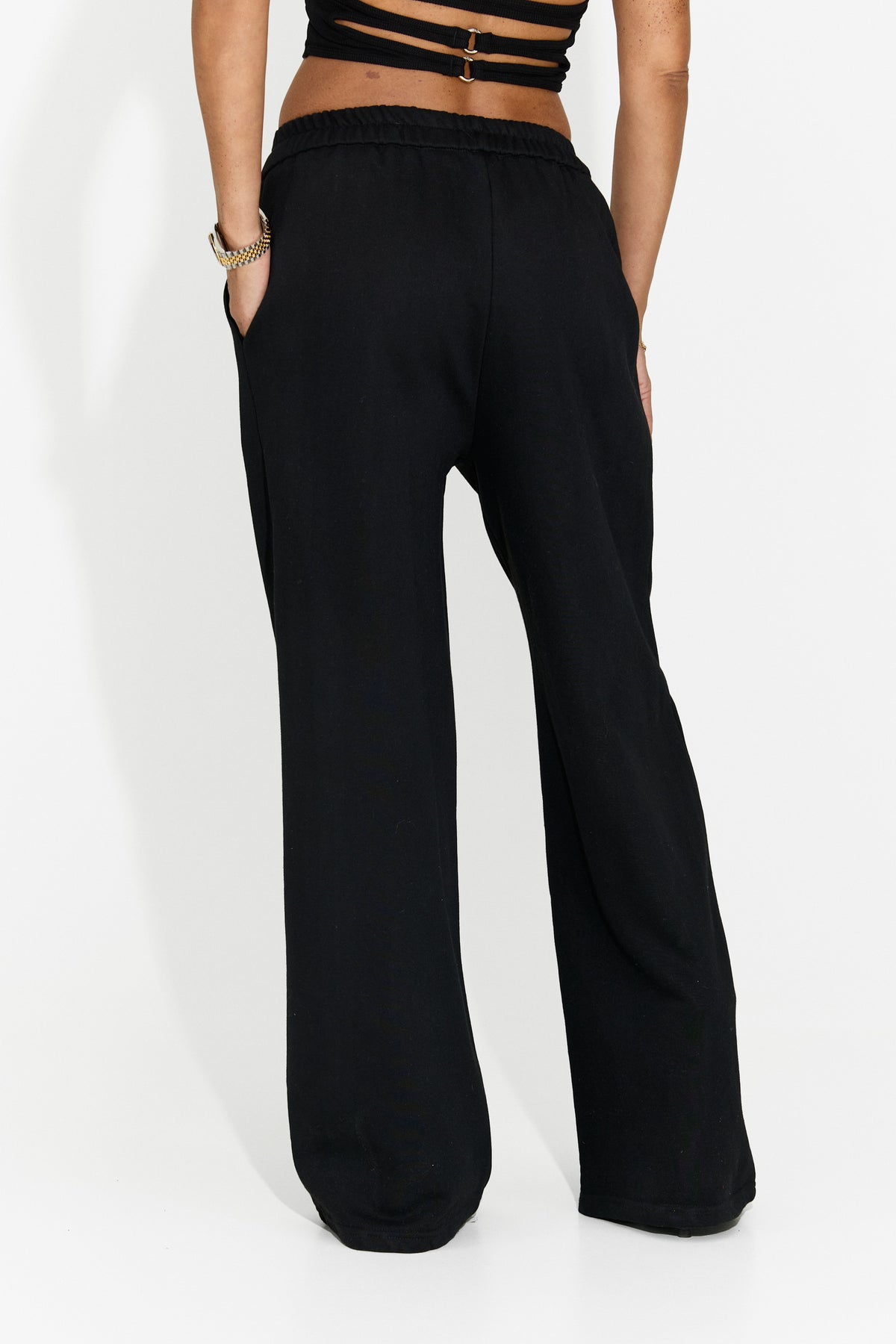 Pantaloni casual da donna neri Velezoena Bogas