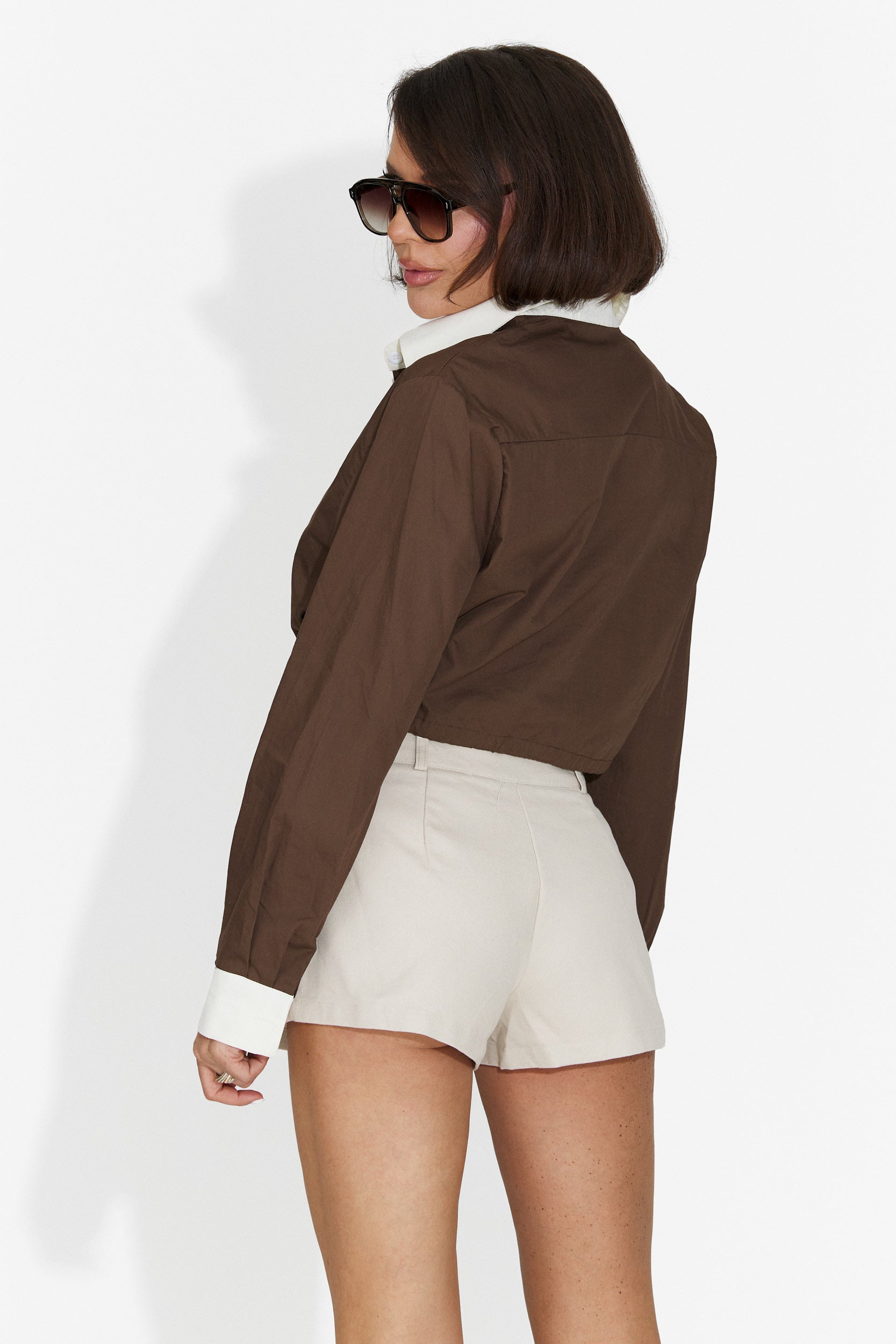 Shorts da Donna Beige con Peonie Bogas