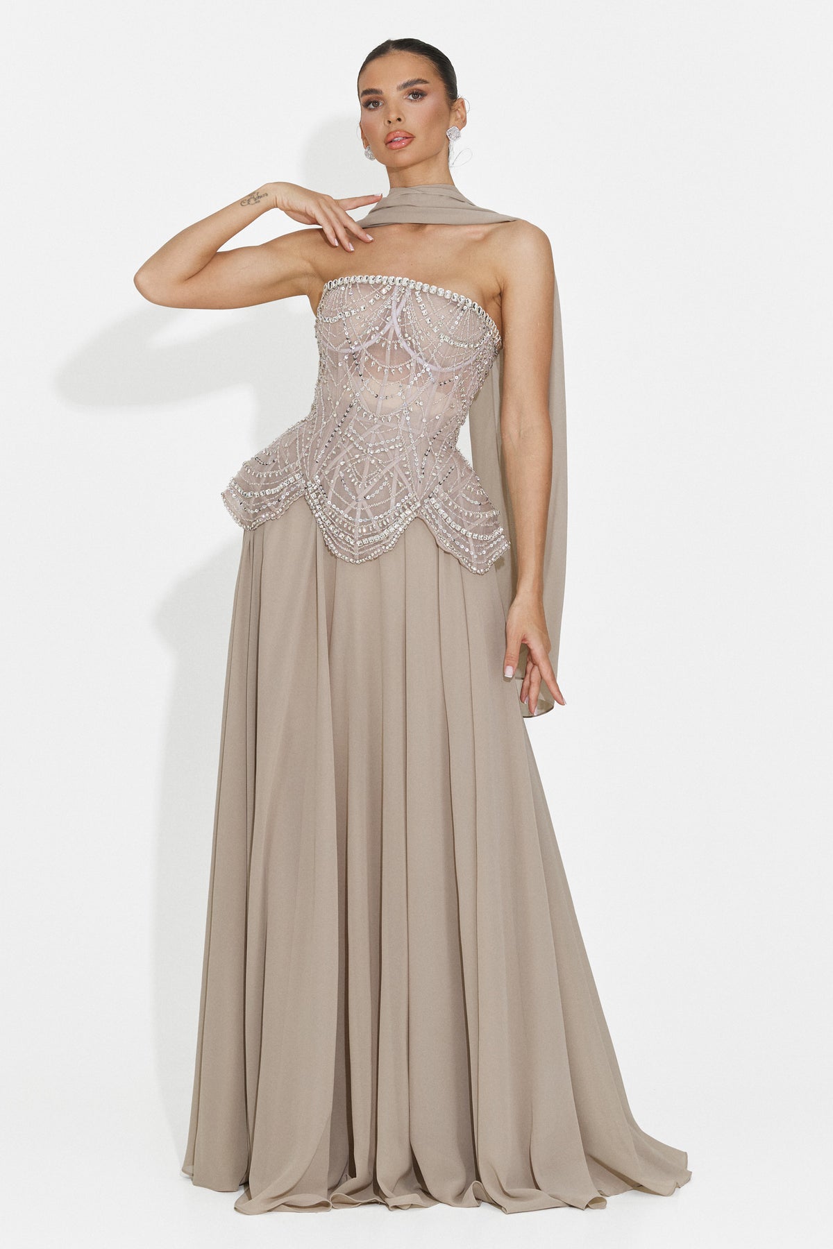 Abito da donna lungo beige Jutta Bogas, immagine 8 di 12