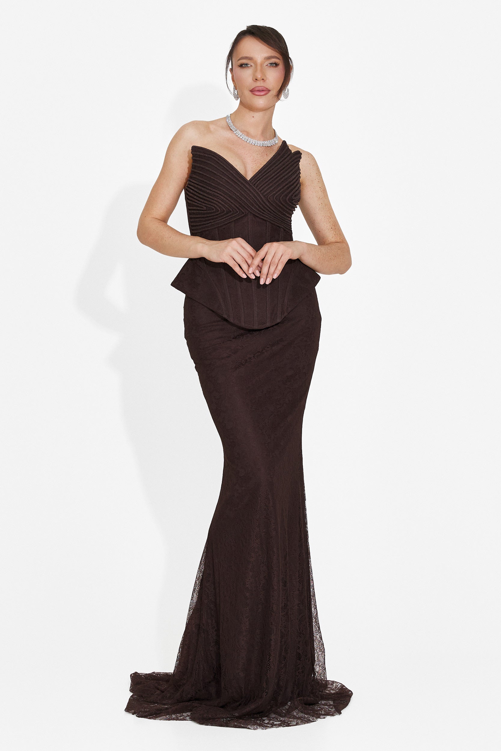 Lungo Vestito Marrone da Donna di Nabashia Bogas