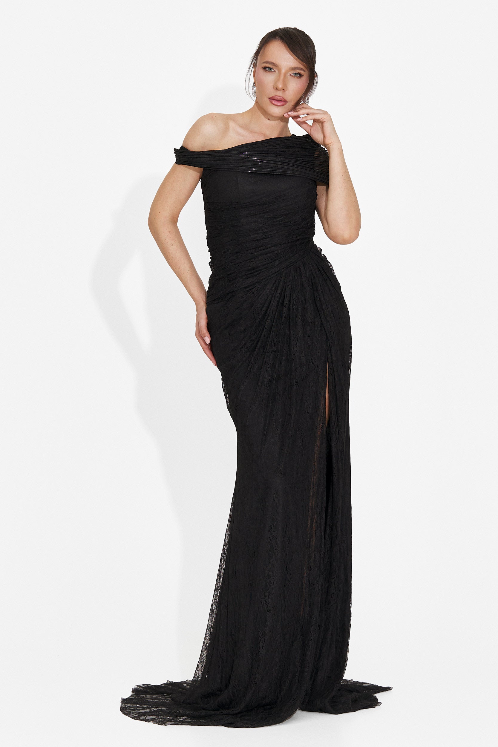 Lungo Vestito Nero da Donna di Alanea Bogas
