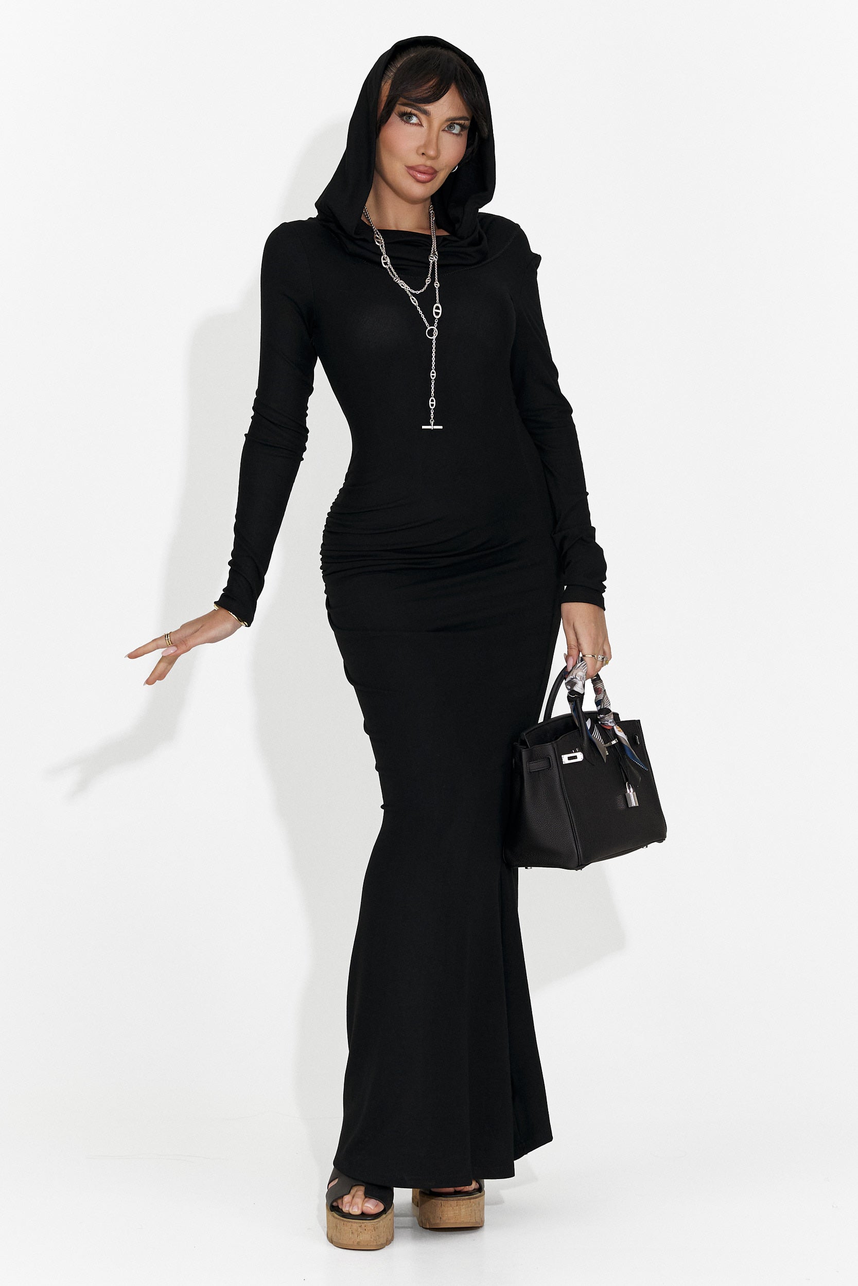 Abito Lungo Nero per Donne di Briania Bogas