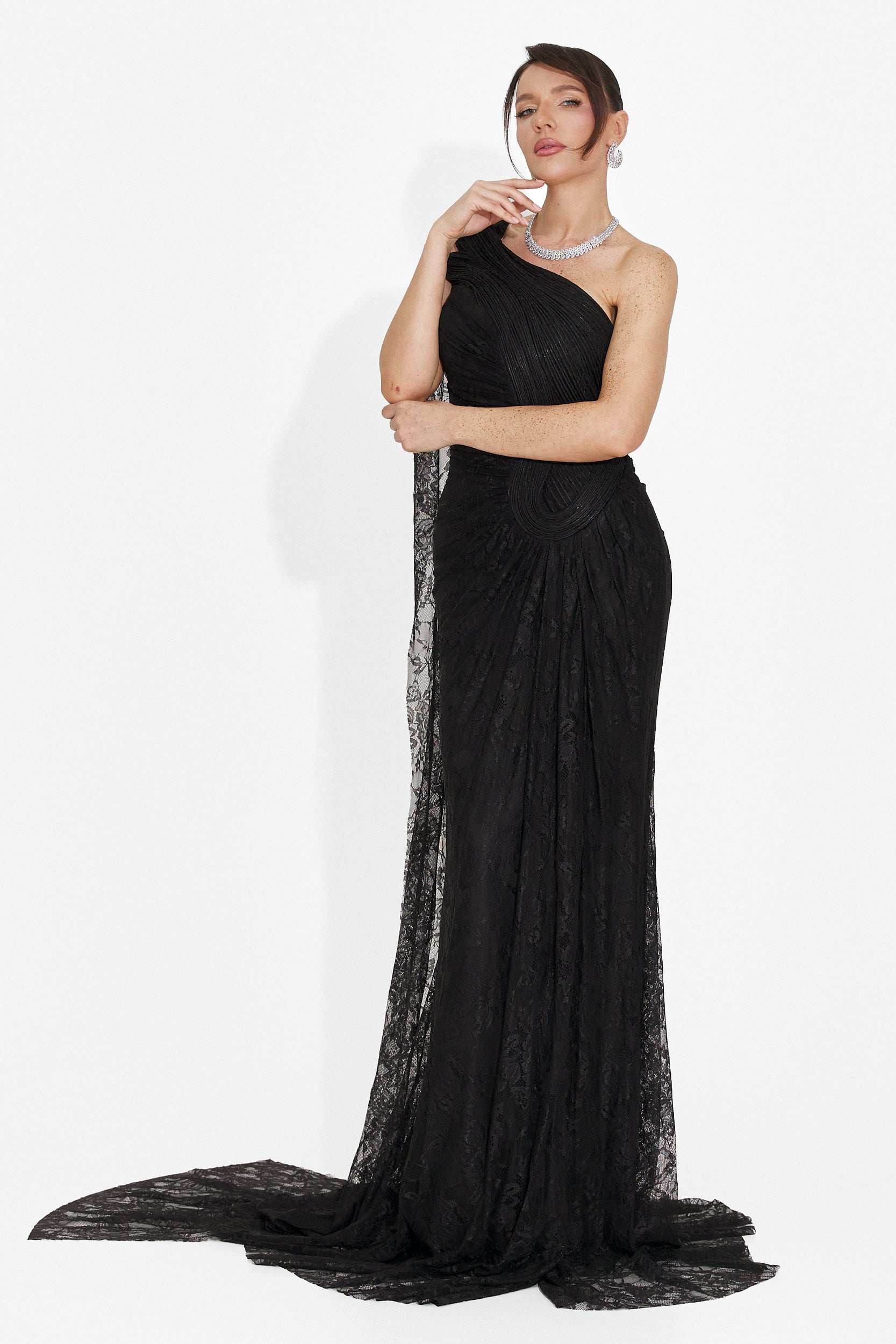 Lungo Vestito Nero da Donna di Heliena Bogas
