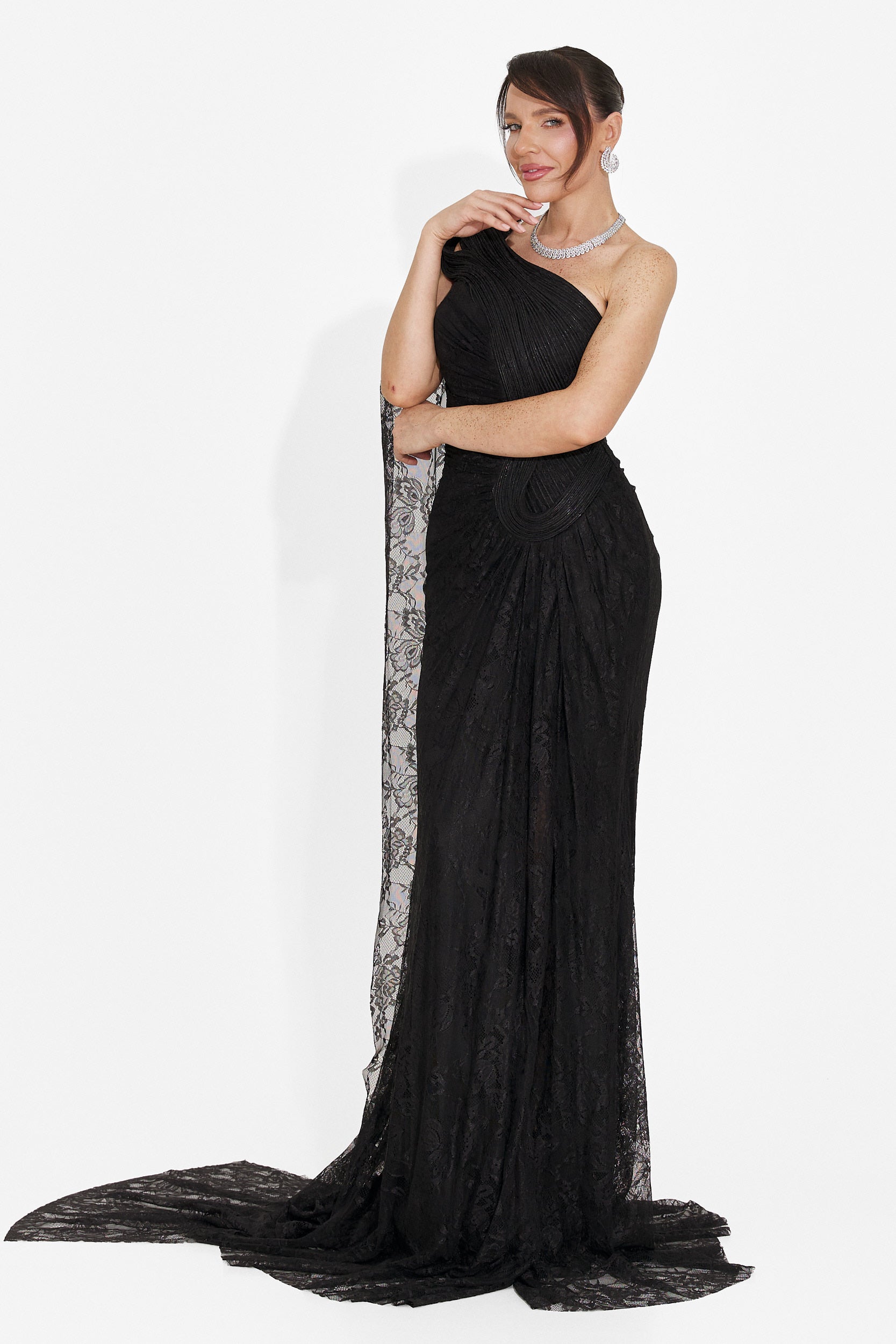 Lungo Vestito Nero da Donna di Heliena Bogas