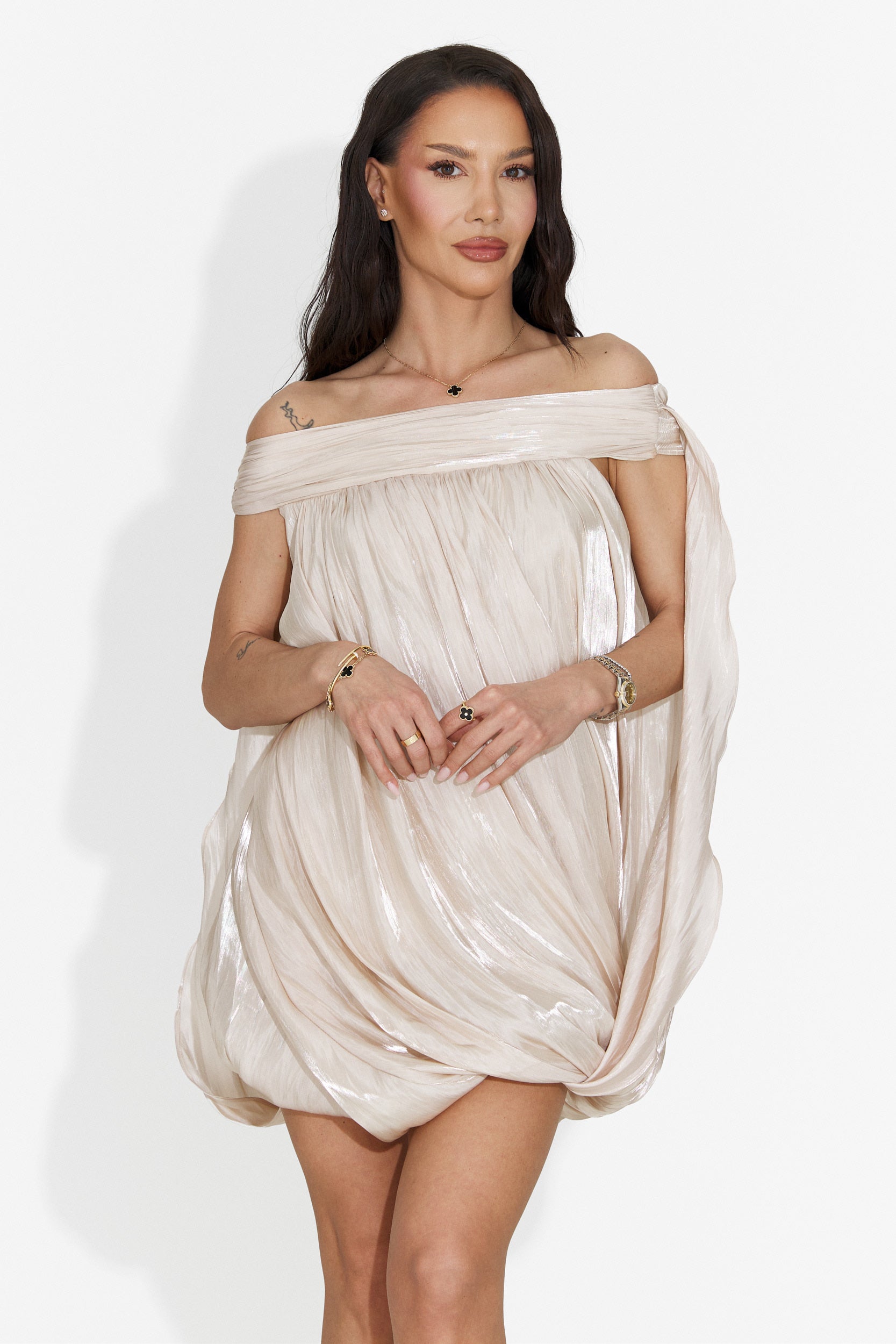 Abito corto beige Perya Bogas per donne