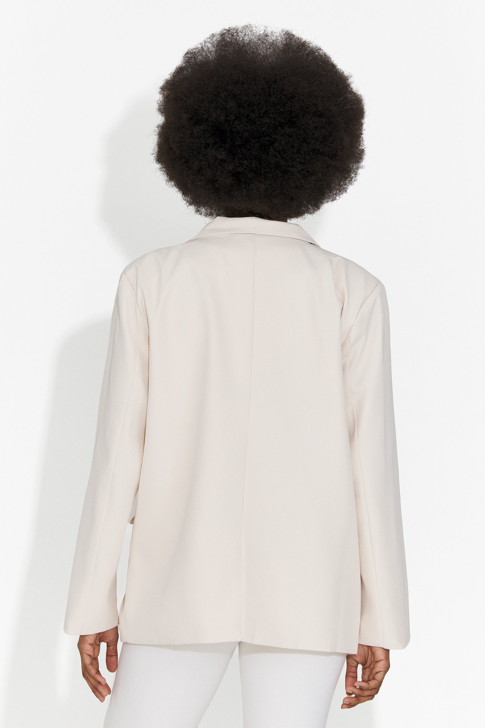 Elegante giacca da donna in crema Graziela Bogas