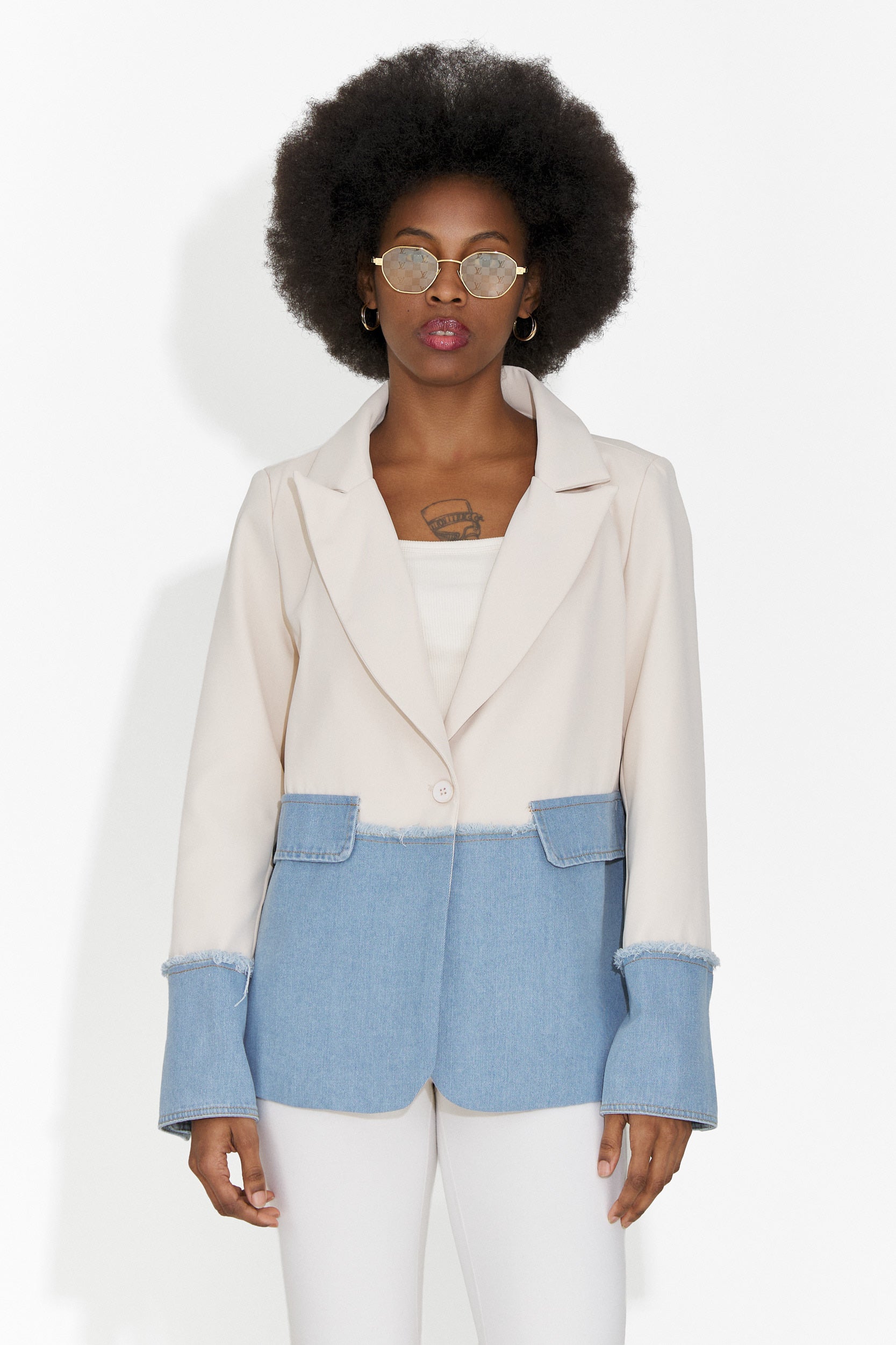 Elegante giacca da donna in crema Samiria Bogas